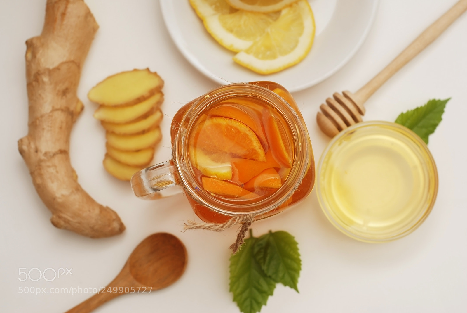 Nikon D80 sample photo. Glass of fruit tea photography