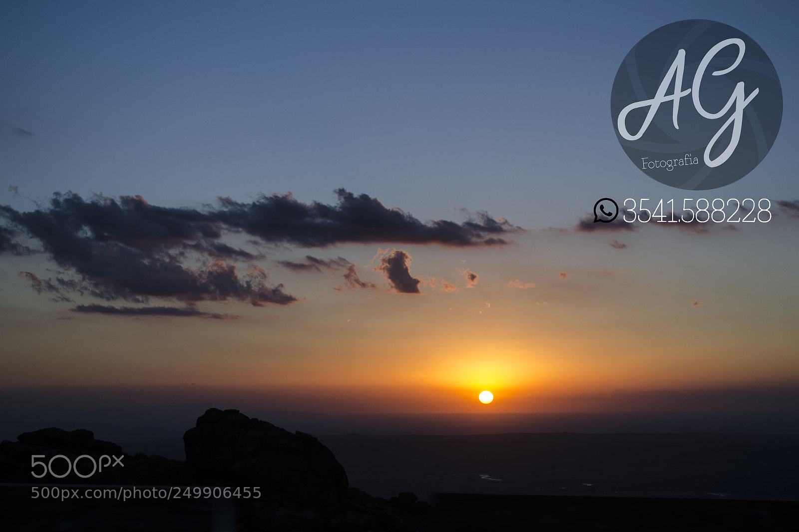 Nikon D5100 sample photo. Atardecer sobre montañas photography