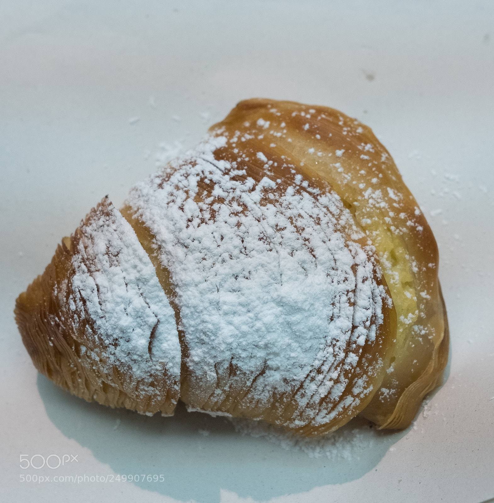 Fujifilm X-T2 sample photo. Neapolitan cake, sfogliatella photography