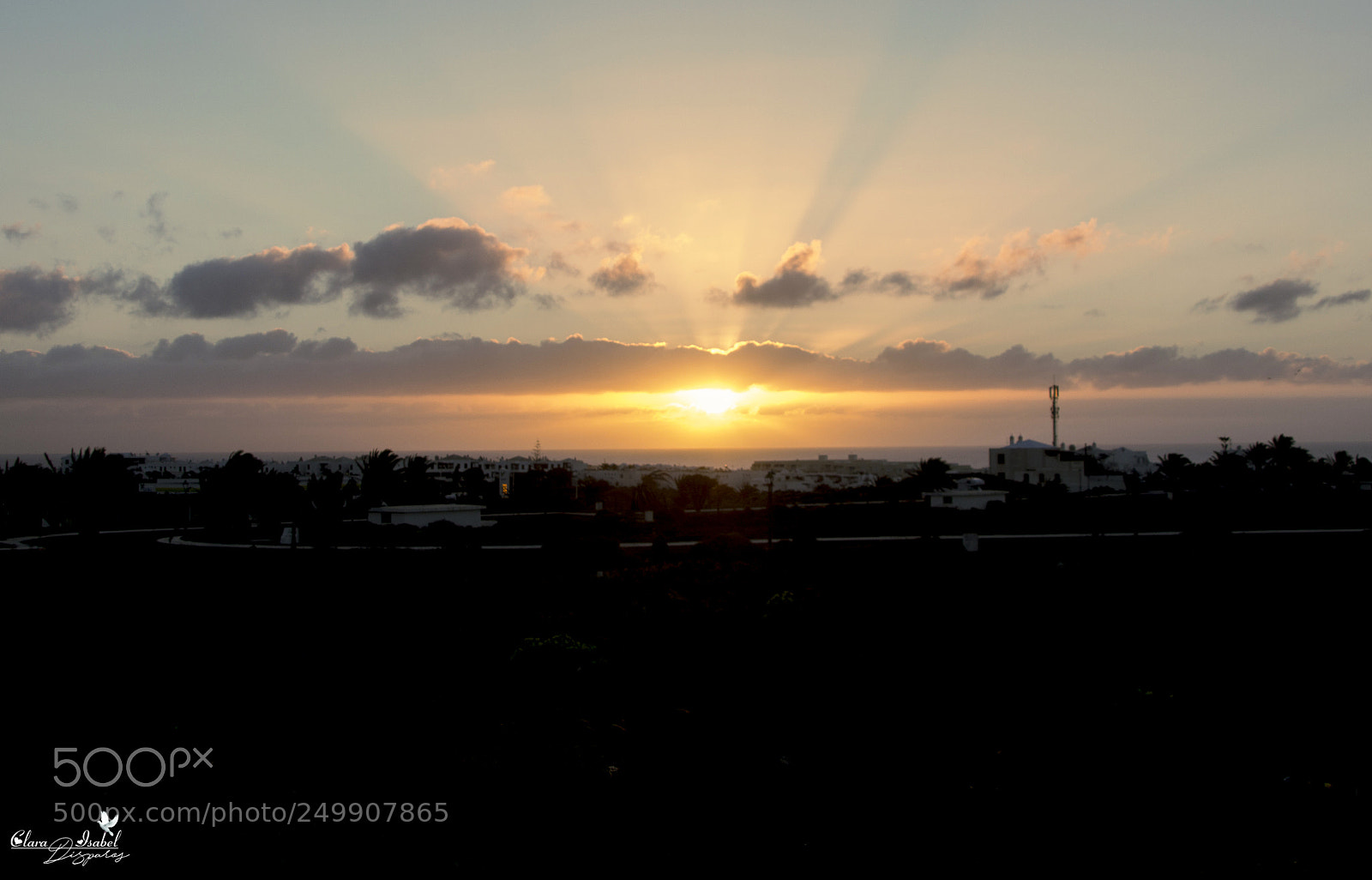 Canon EOS 1200D (EOS Rebel T5 / EOS Kiss X70 / EOS Hi) sample photo. Amanecer... photography