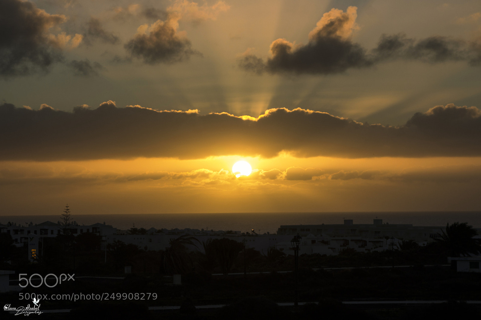 Canon EOS 1200D (EOS Rebel T5 / EOS Kiss X70 / EOS Hi) sample photo. Amanecer... photography