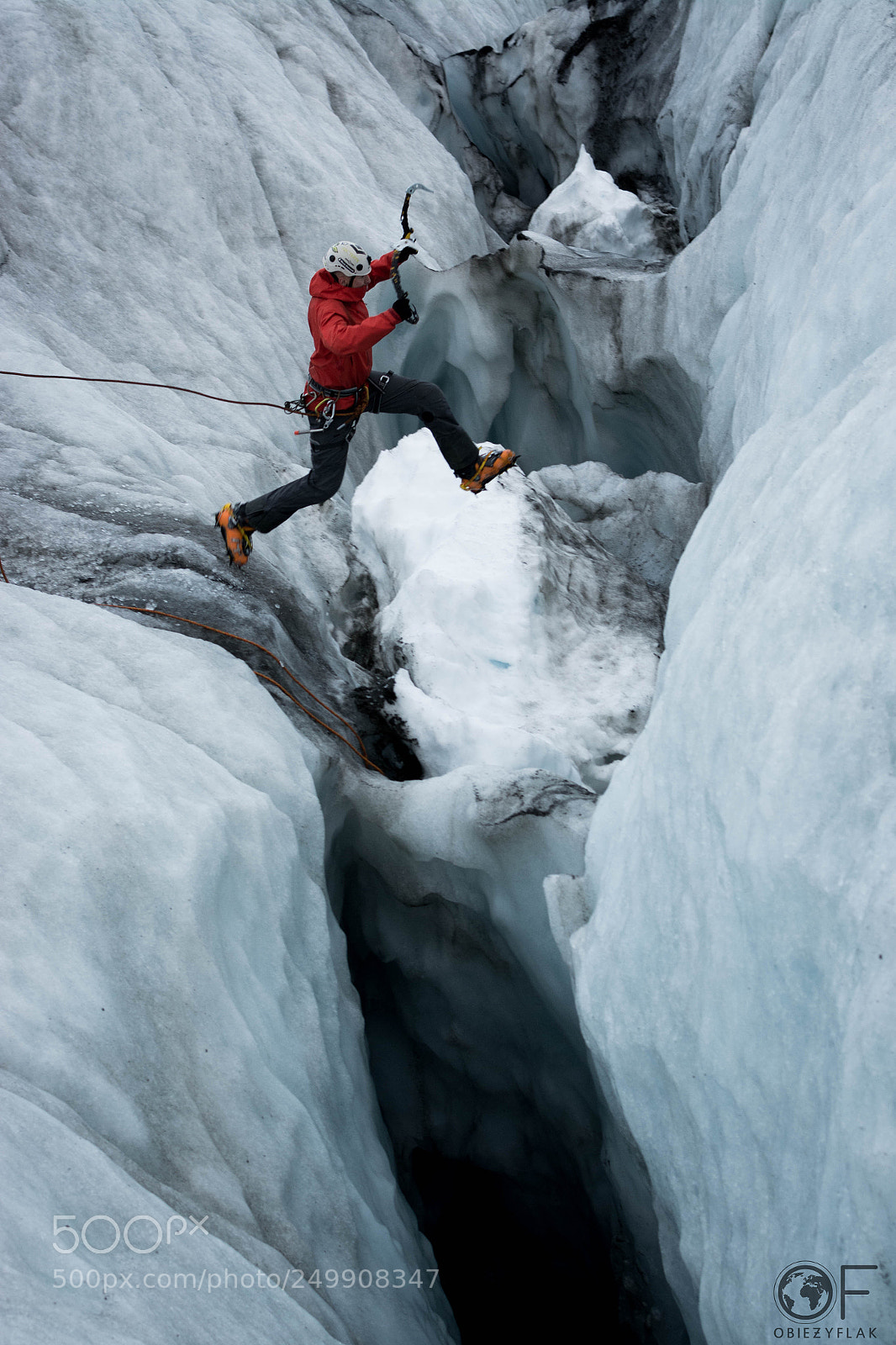 Nikon D7100 sample photo. Above the crack photography