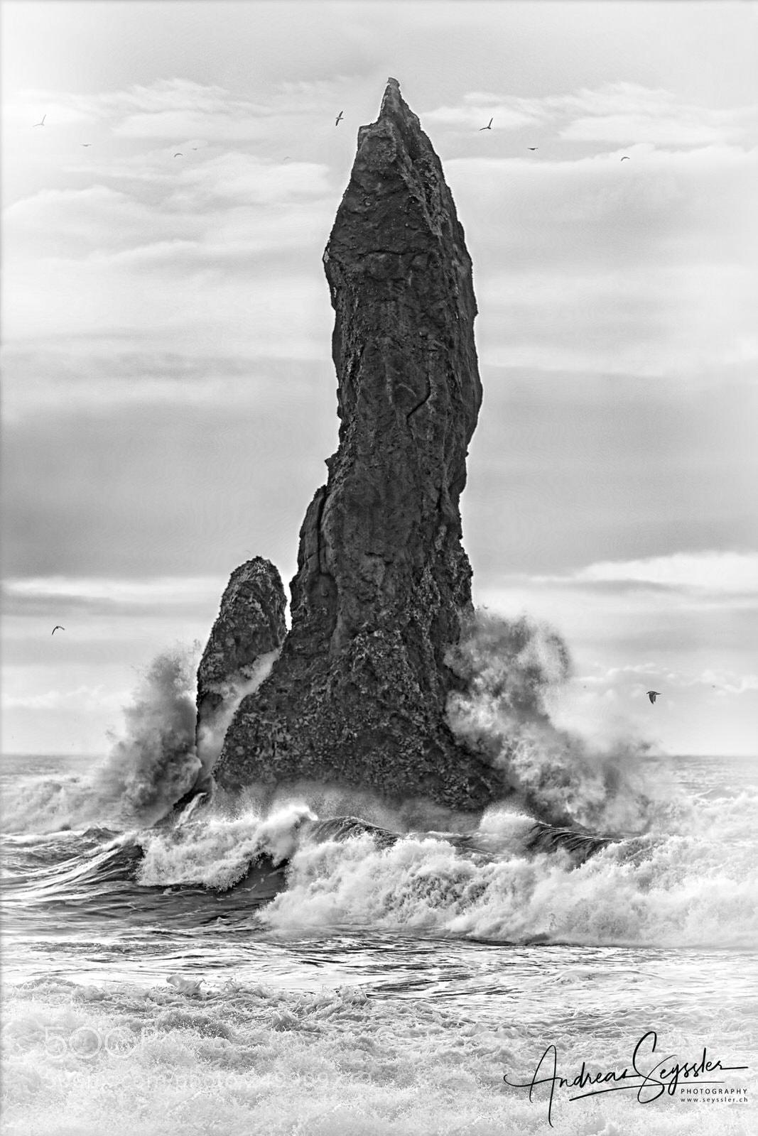 Canon EOS 5D Mark IV sample photo. Reynisdrangar photography