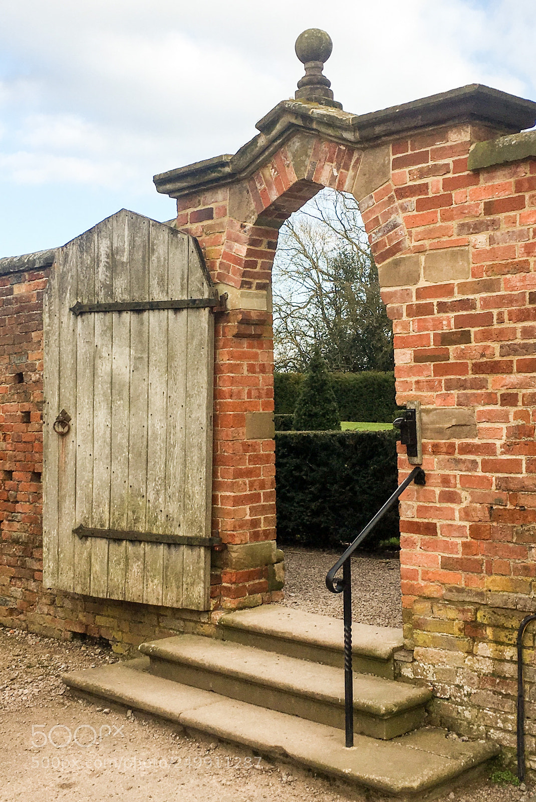 Apple iPhone 6s sample photo. Walled garden with gate  photography