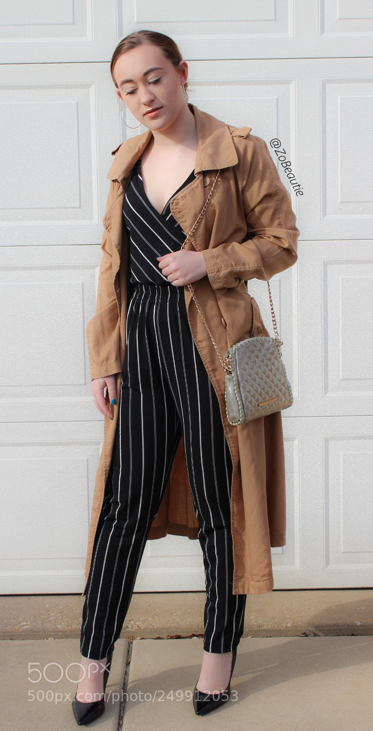Canon EOS 1200D (EOS Rebel T5 / EOS Kiss X70 / EOS Hi) sample photo. Striped jumpsuit photography
