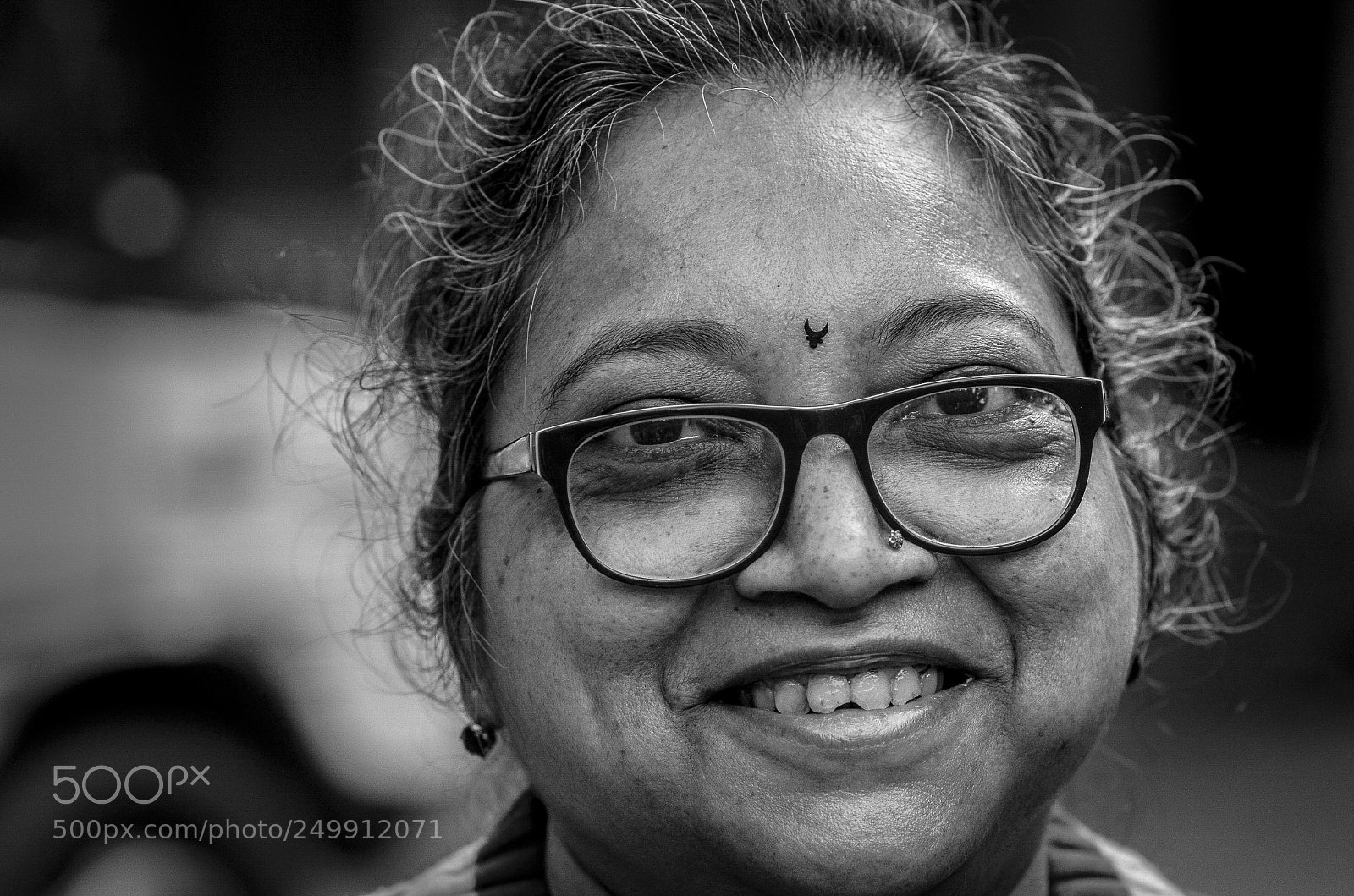 Nikon D5100 sample photo. Smiling lady photography