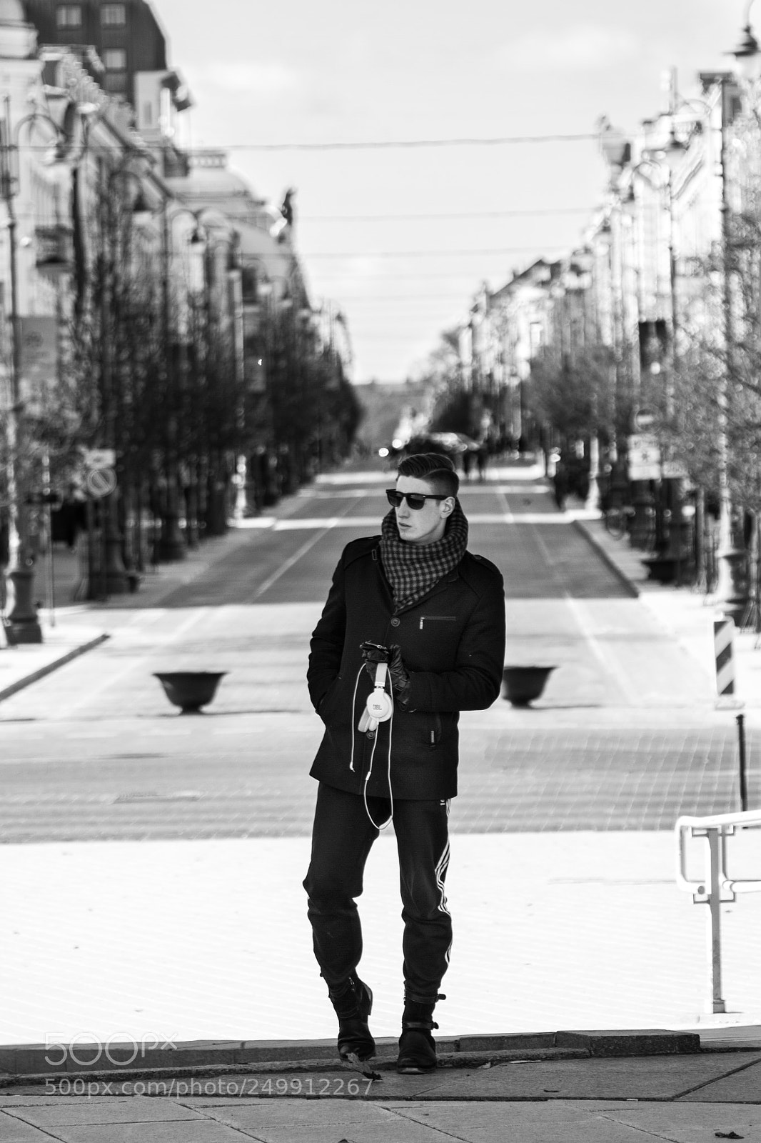 Canon EOS 7D sample photo. Street portrait photography