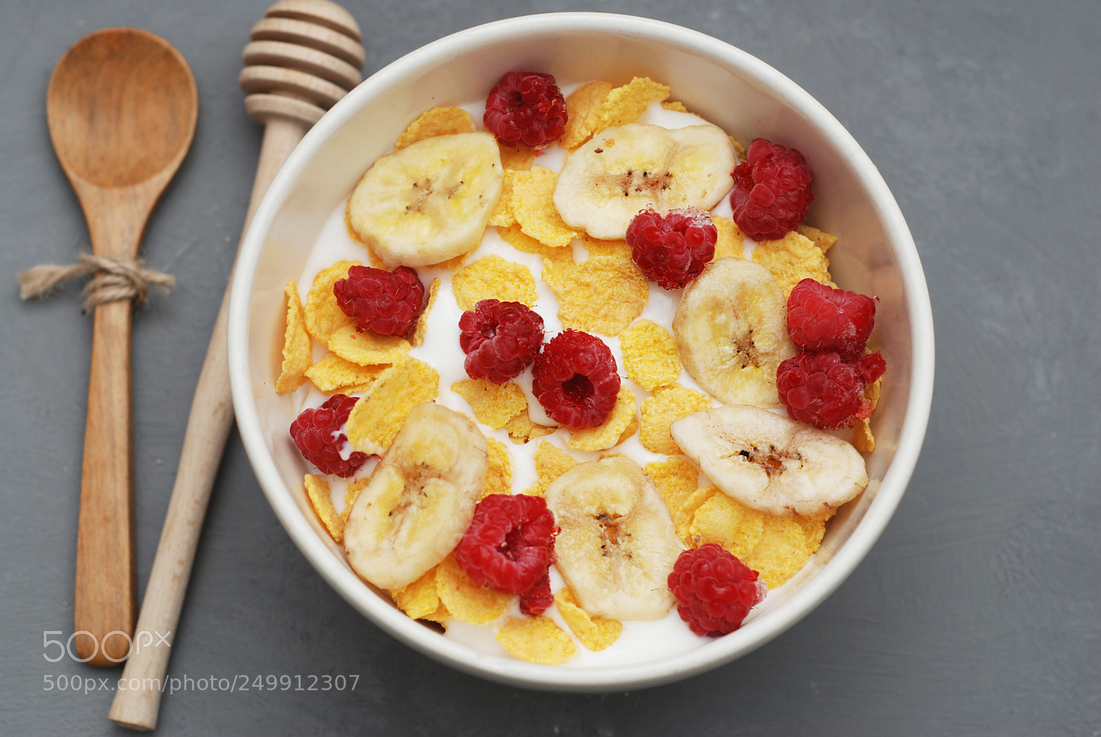 Nikon D80 sample photo. Bowl of granola cereals photography