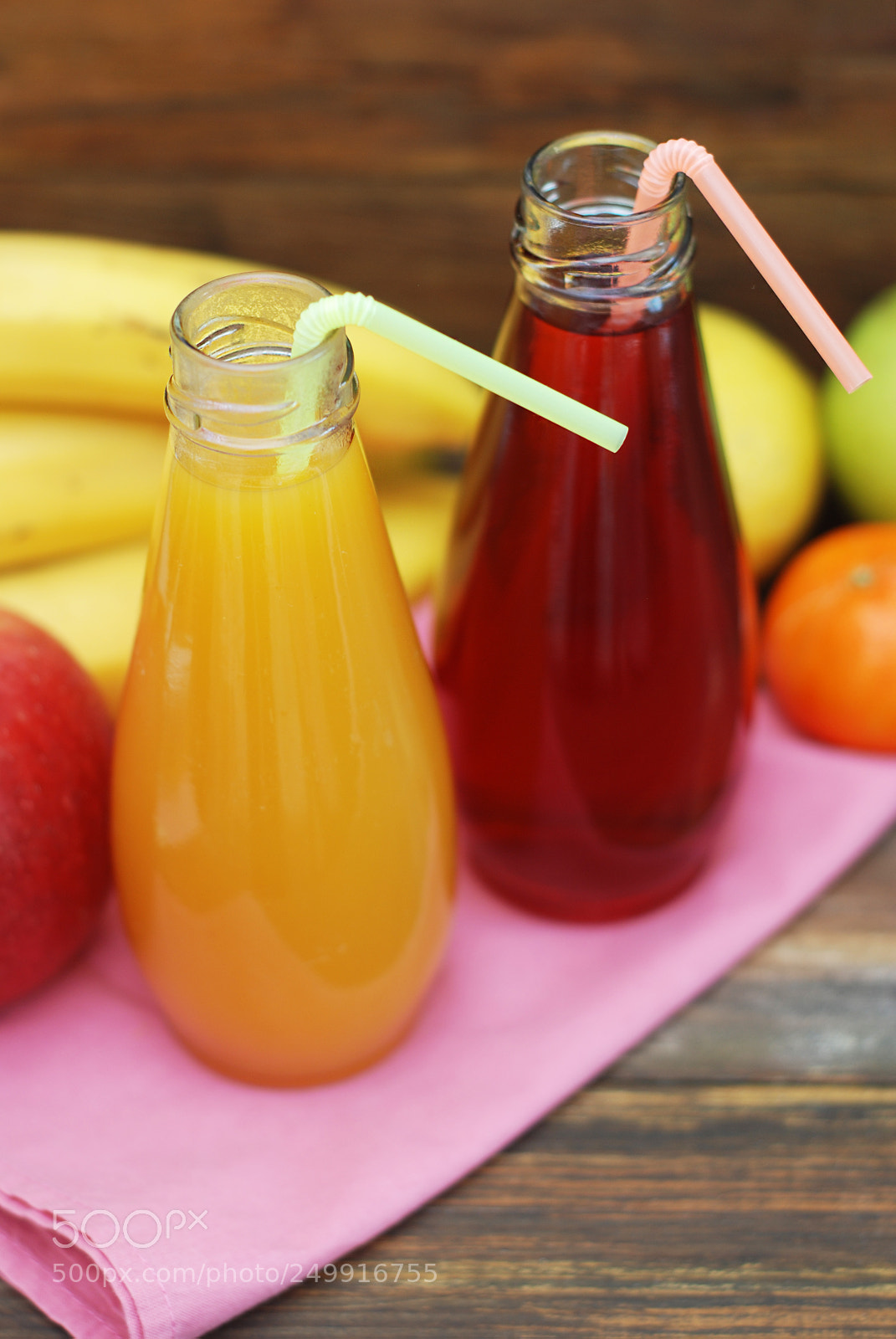 Nikon D80 sample photo. Fresh organic fruit juice photography