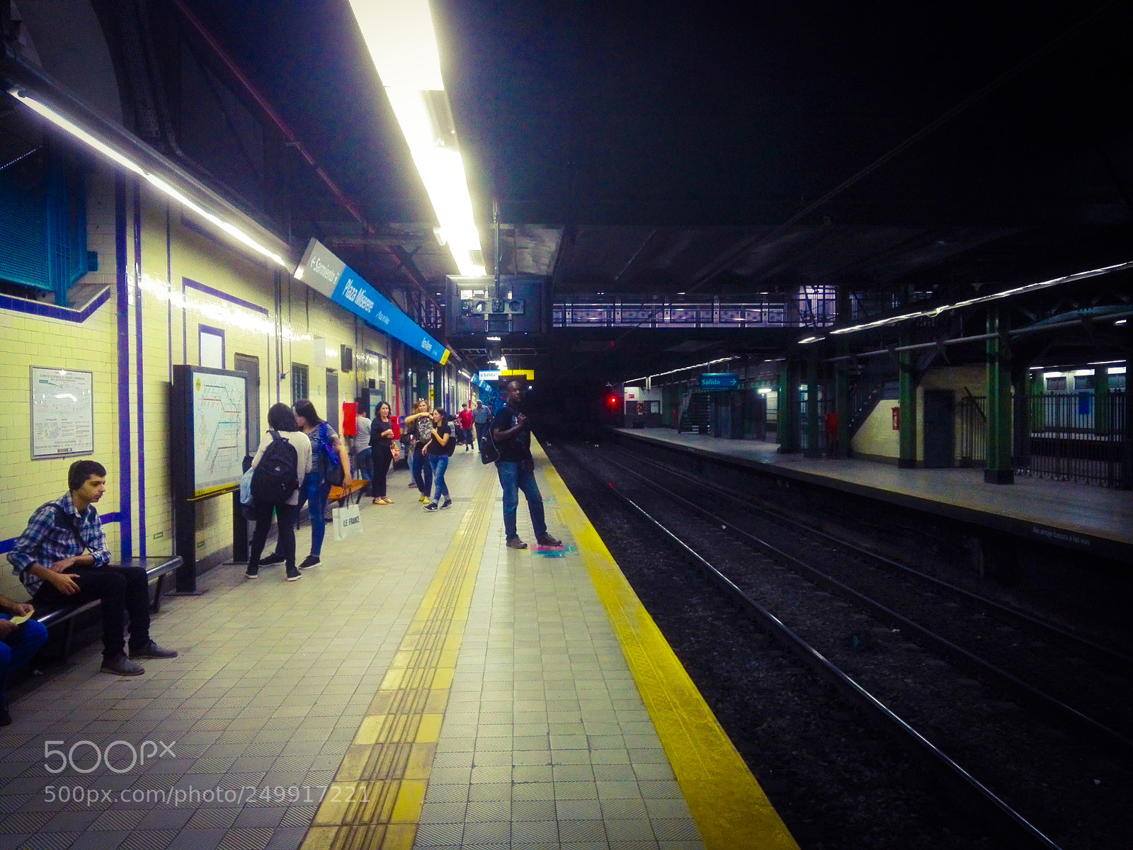 HUAWEI Y6II sample photo. Waiting for the train photography