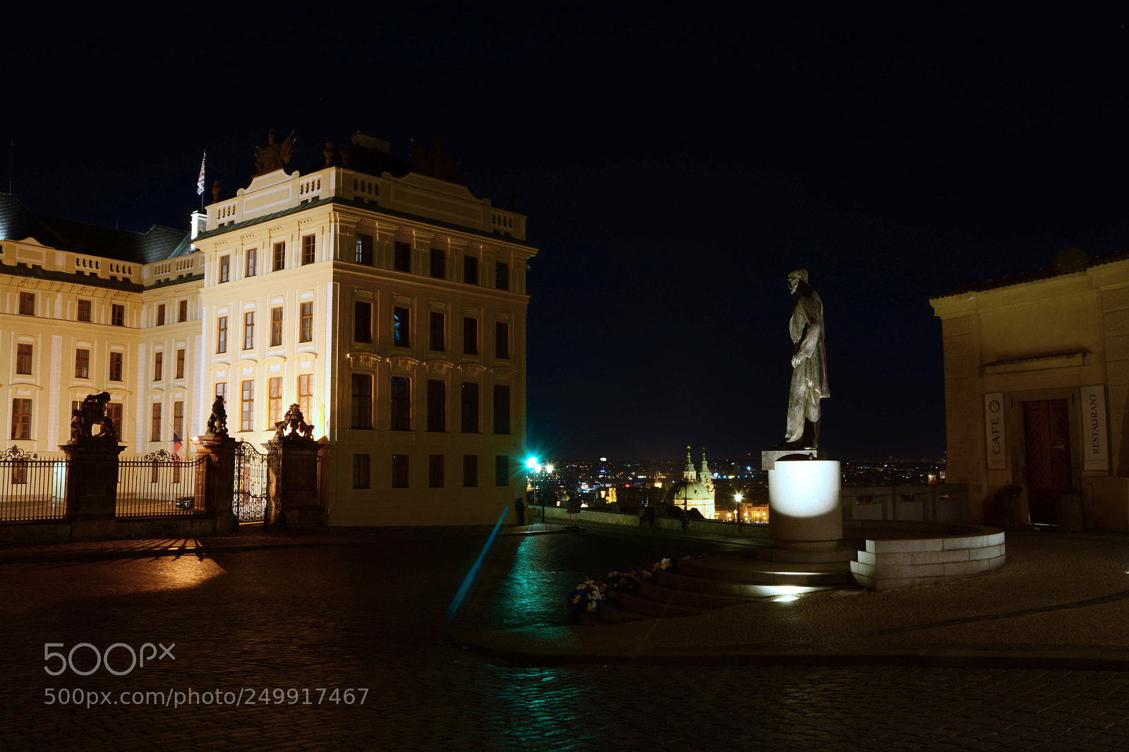 Nikon D7100 sample photo. Prague castle square photography