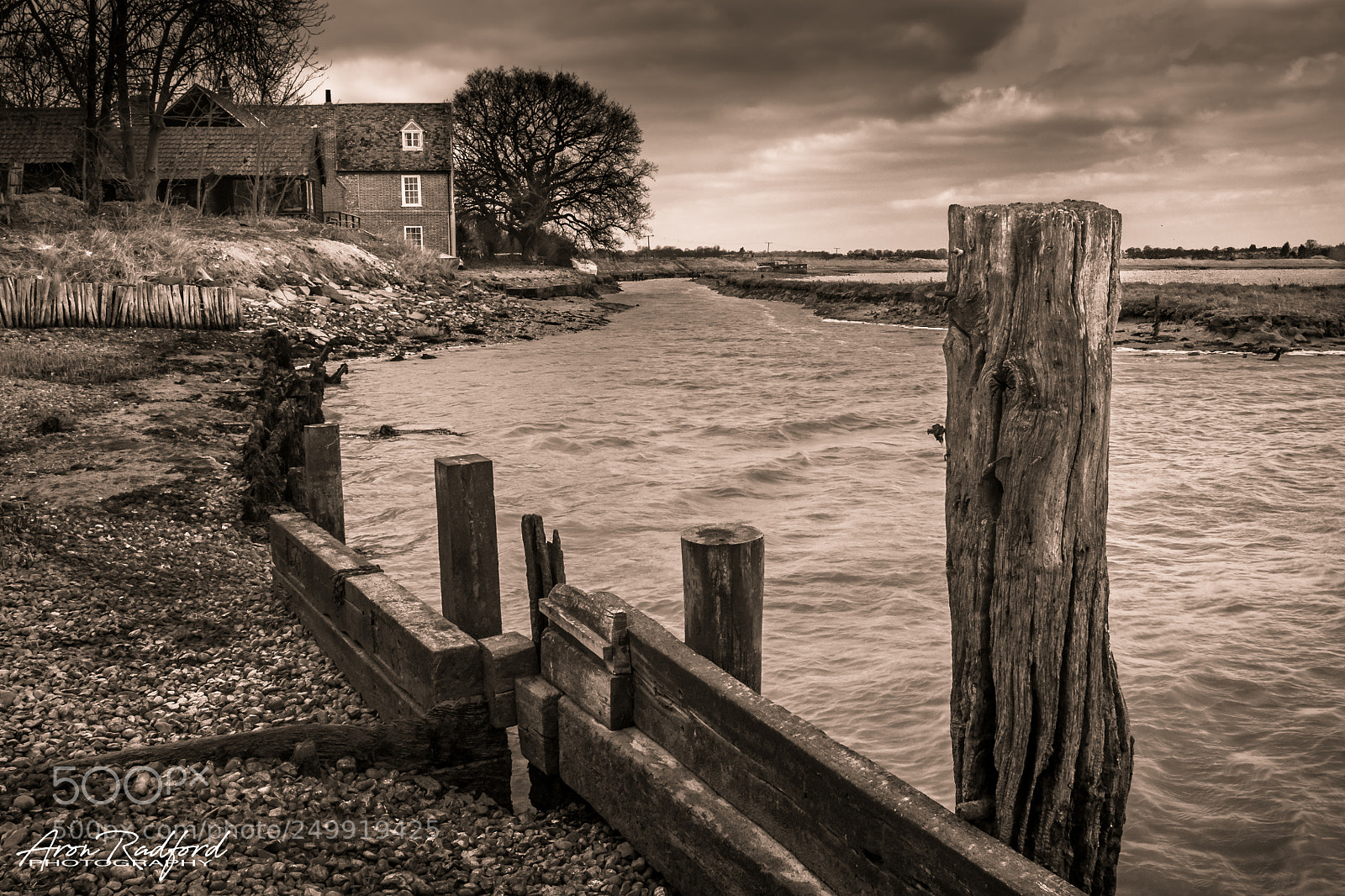 Nikon D5000 sample photo. Landermere quay, essex photography