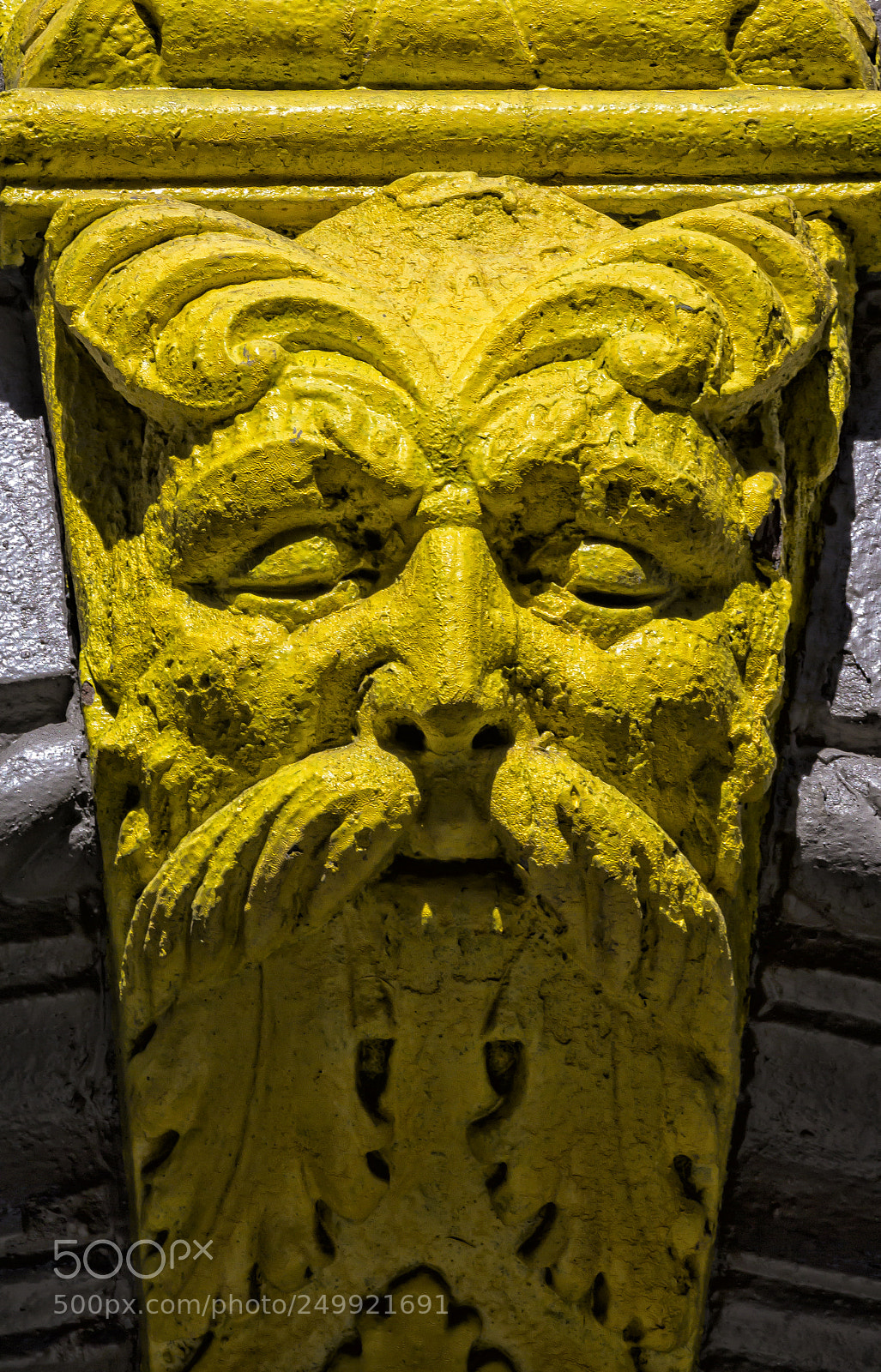 Canon EOS 60D sample photo. Architectural decoration - face photography