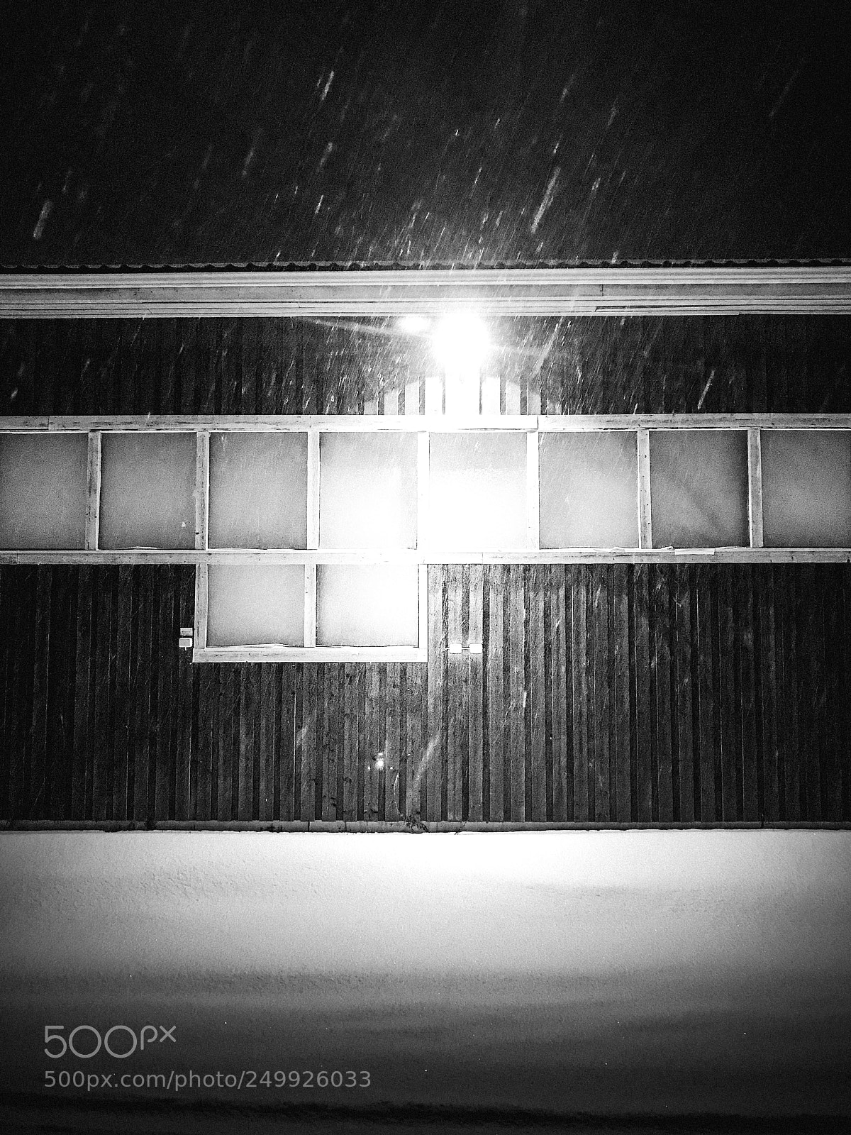 Apple iPhone 7 sample photo. 068/365: light on a wall photography