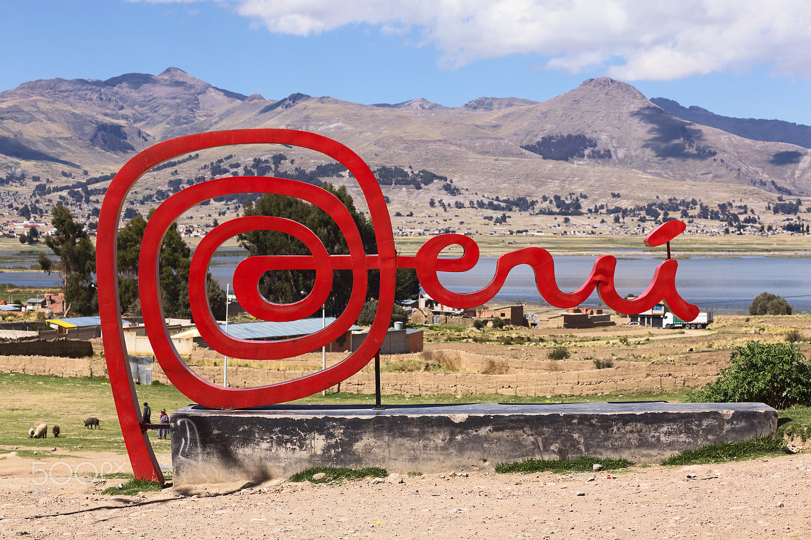 Canon EF 85mm F1.8 USM sample photo. Peru sign at the bolivian-peruvian border photography