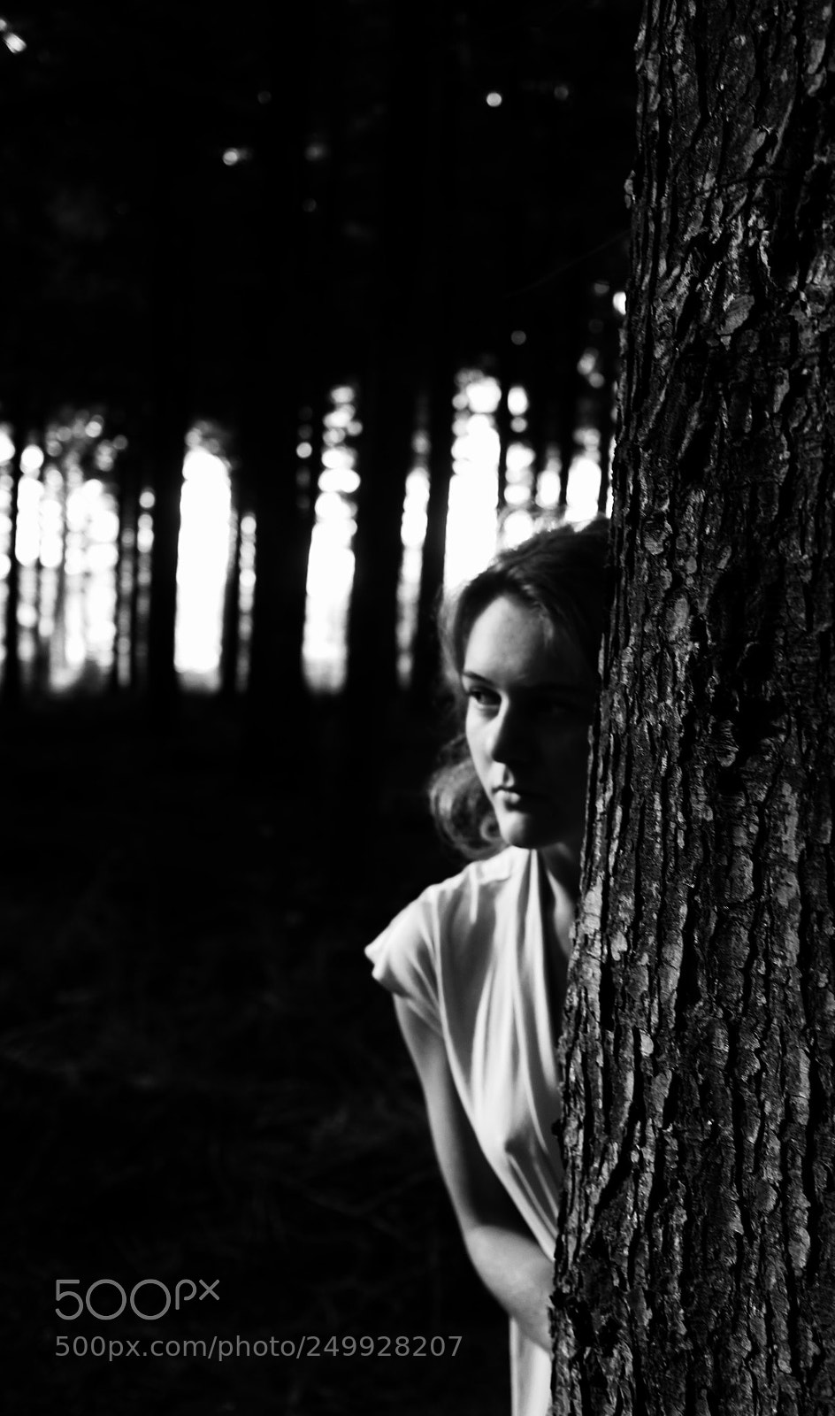 Canon EOS M sample photo. Nina in the woods photography