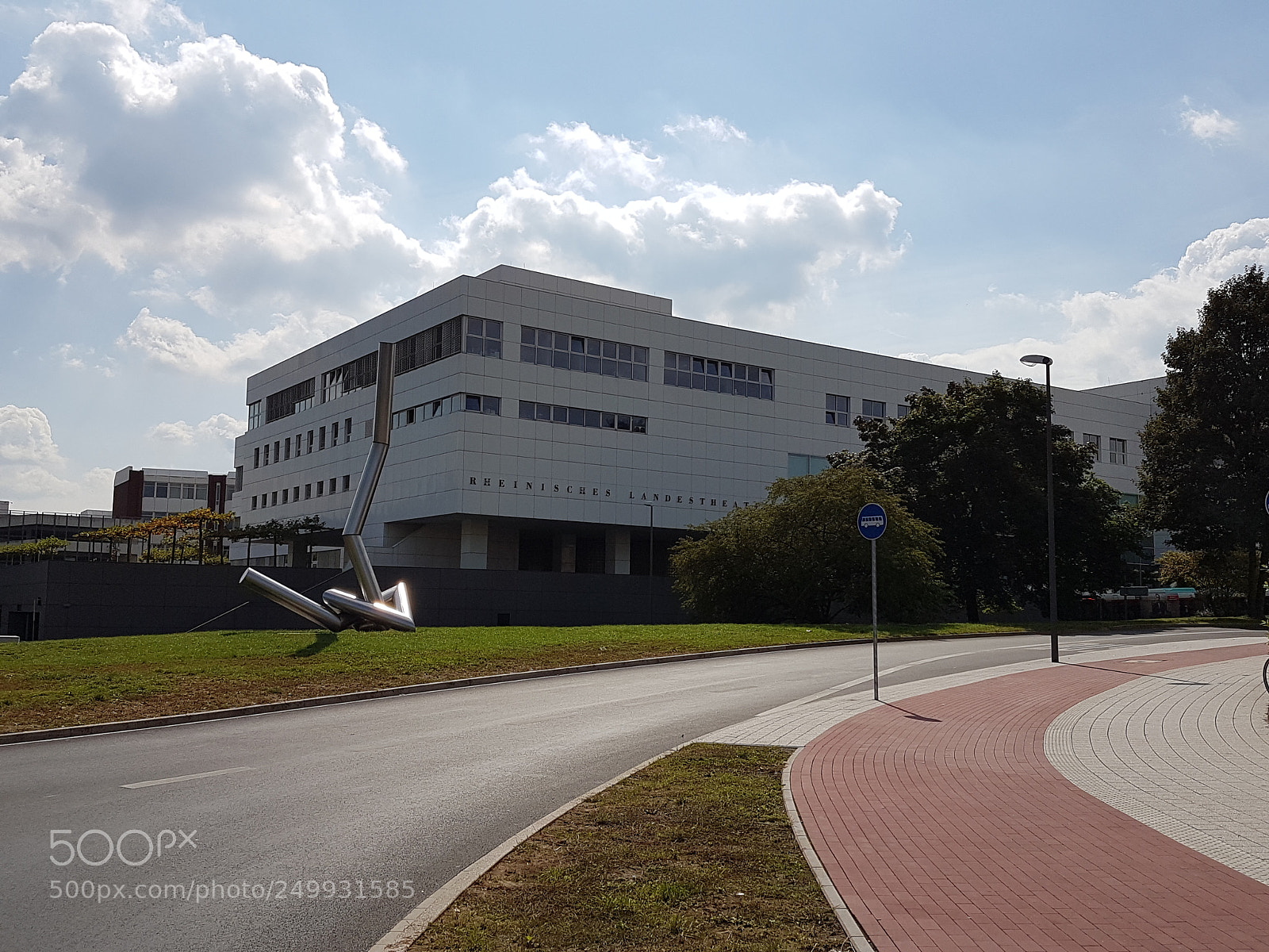 Samsung Galaxy S7 sample photo. Neuss landestheater photography