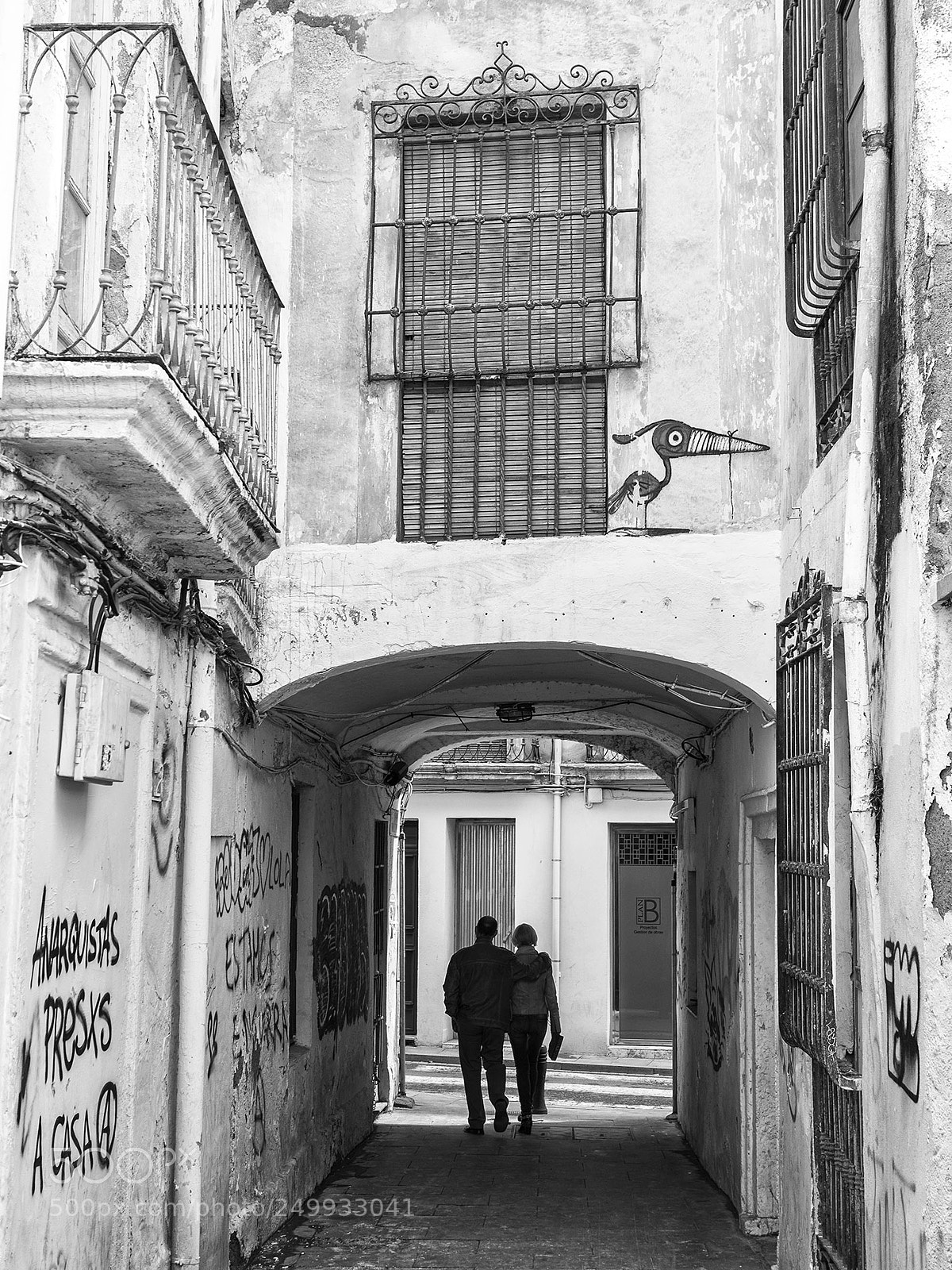 Olympus OM-D E-M1 sample photo. Calle braulio moreno, almer photography