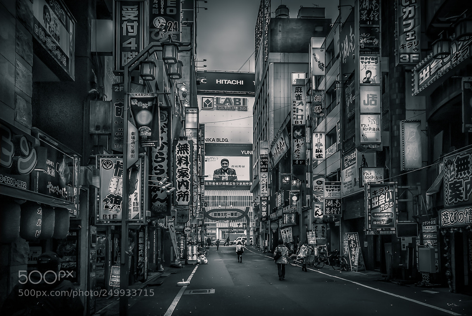 Sony Alpha DSLR-A300 sample photo. Kabukichō (歌舞伎町) photography