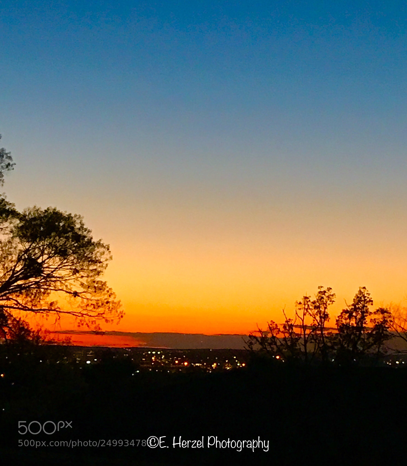 Apple iPhone 7 Plus sample photo. Sunset capture overlooking downtown photography