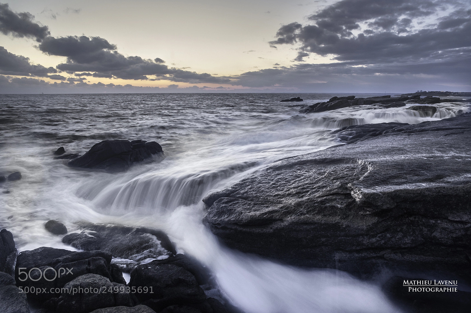 Nikon D700 sample photo. Milk and sea photography