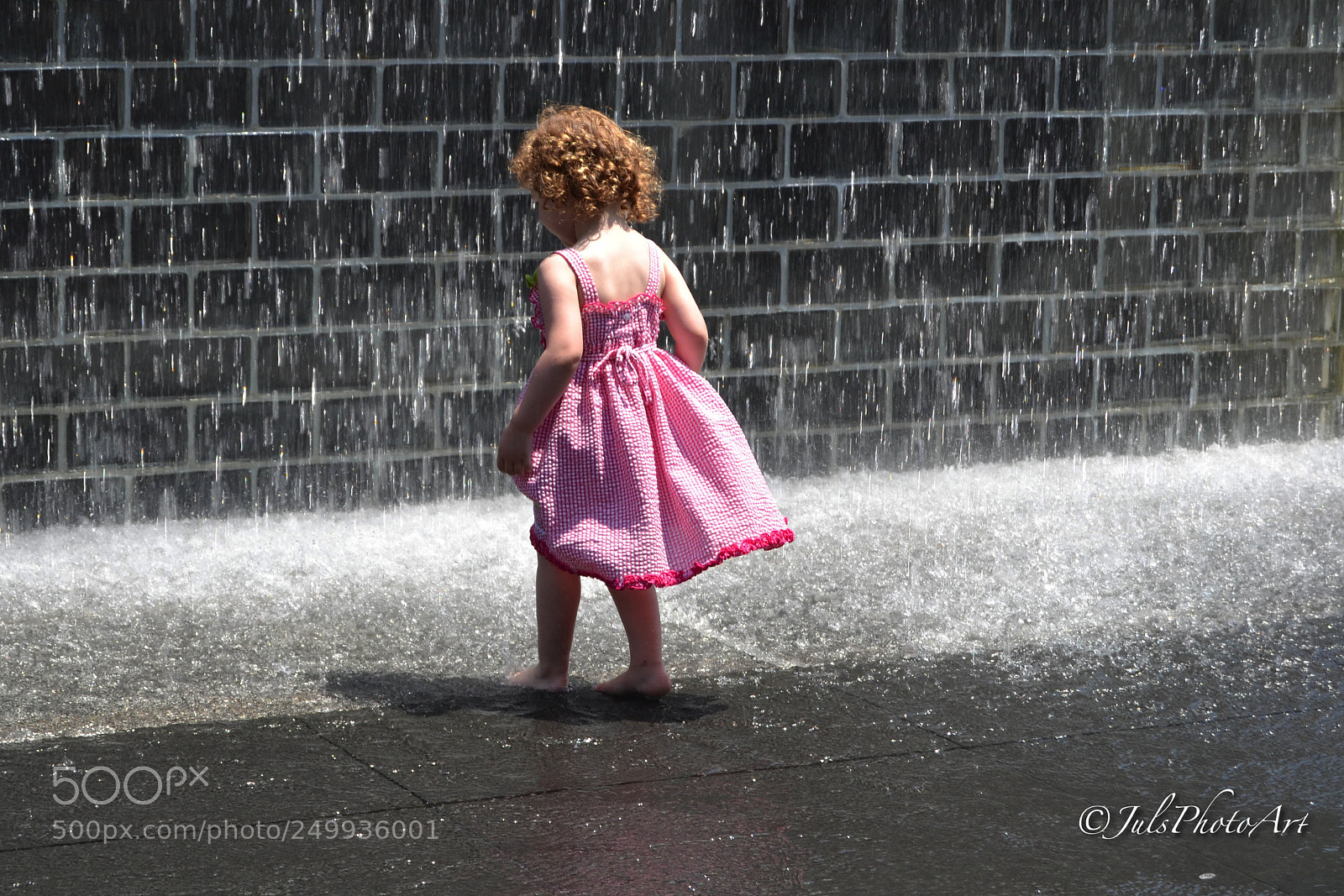 Nikon D3100 sample photo. Tipotoeing photography