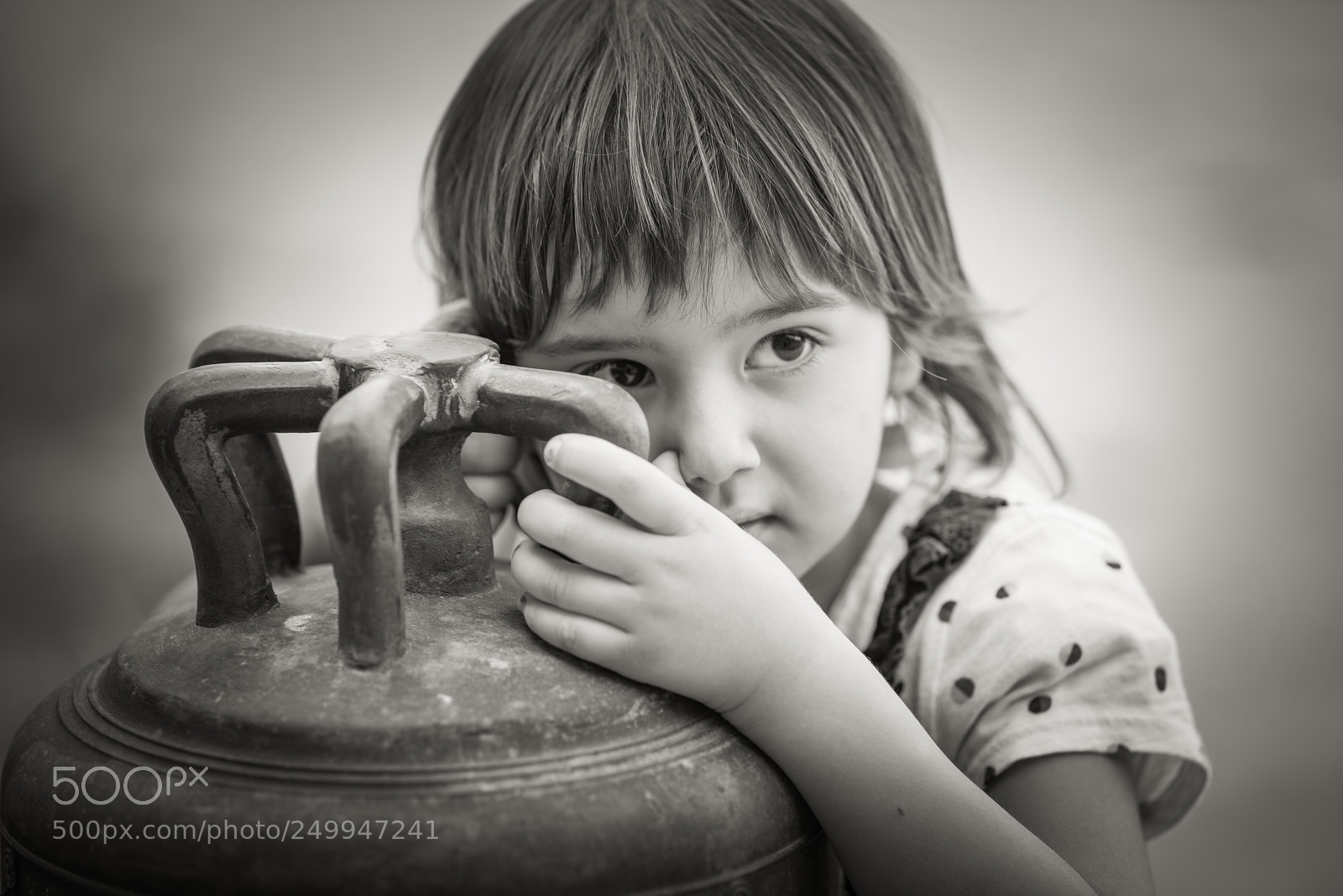 Nikon D810 sample photo. Touchy... photography