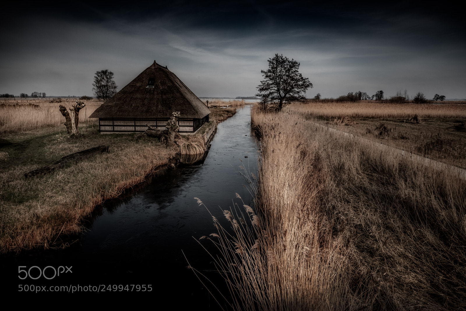 Fujifilm X-T2 sample photo. A barn in the photography