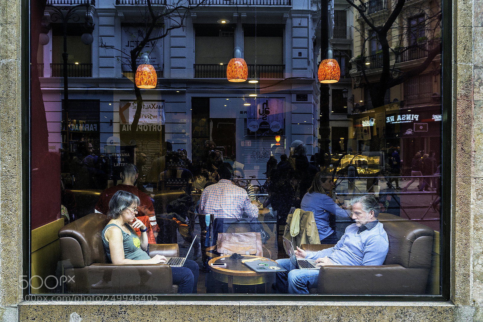Nikon Df sample photo. Human discussion of the photography