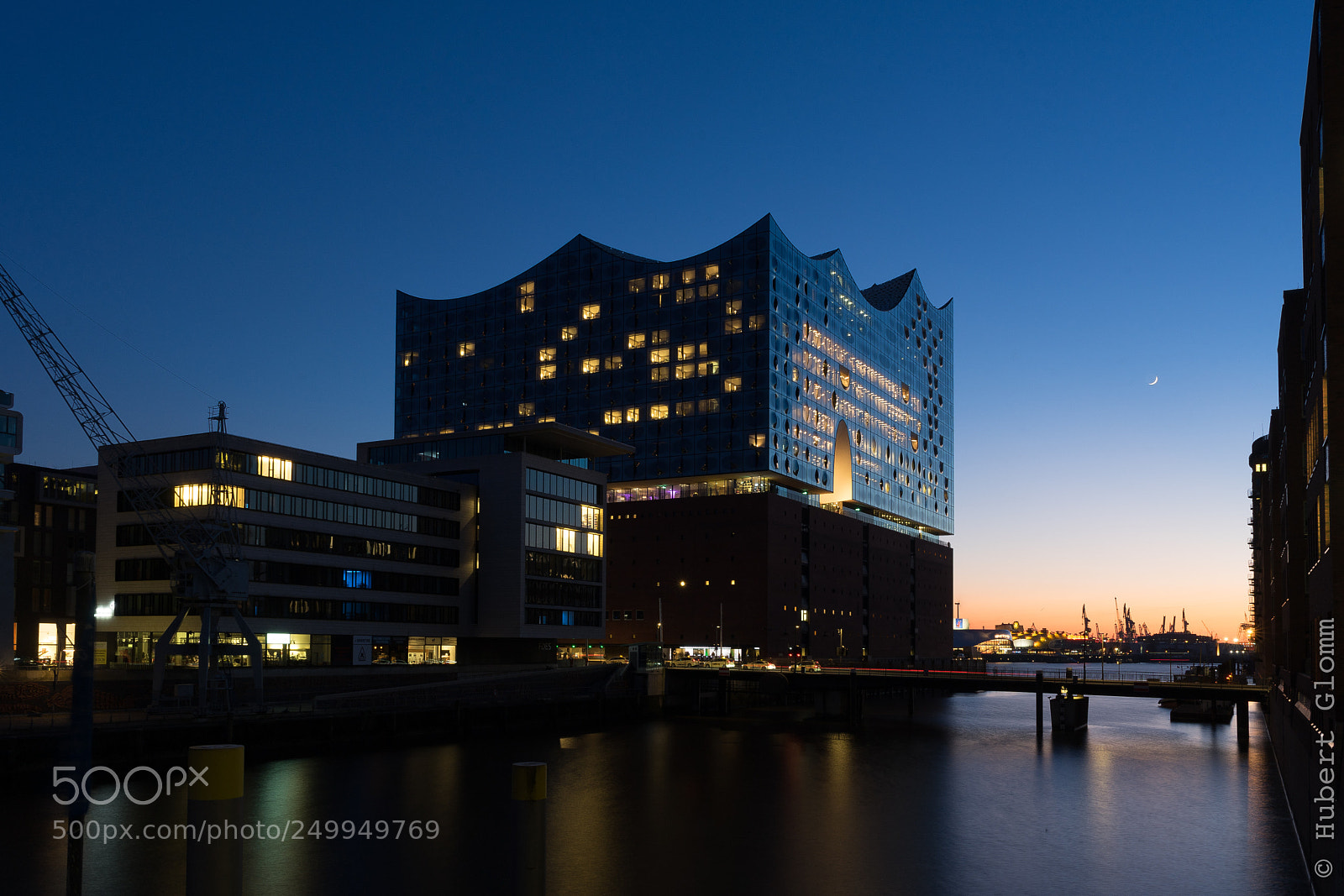 Sony a7 II sample photo. Hamburg elbphilharmonie photography