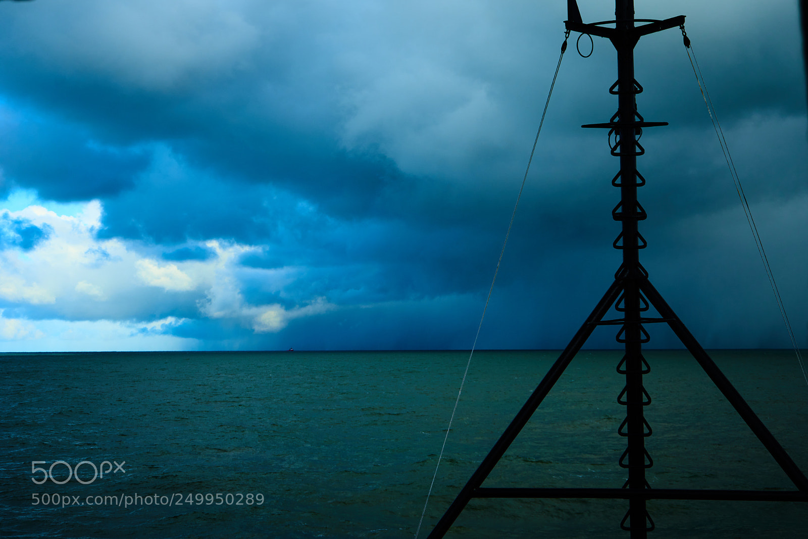 Sony a7 sample photo. Eye of the storm photography