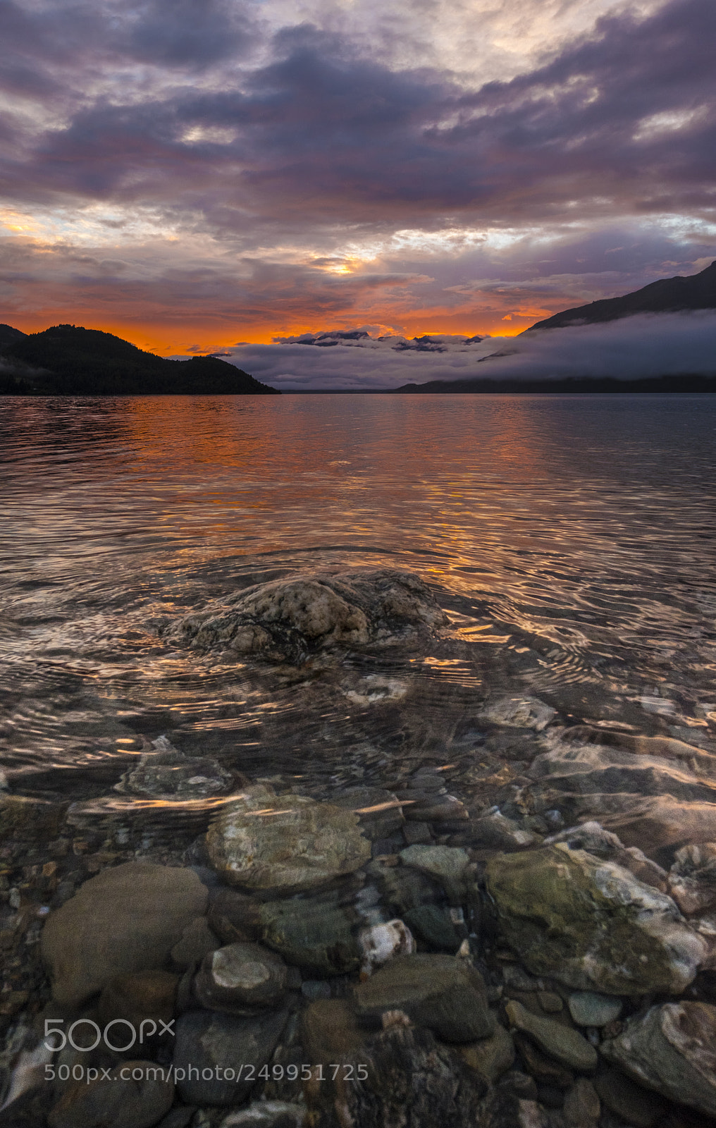 Fujifilm X-T2 sample photo. Wakatipu lake sunrise photography