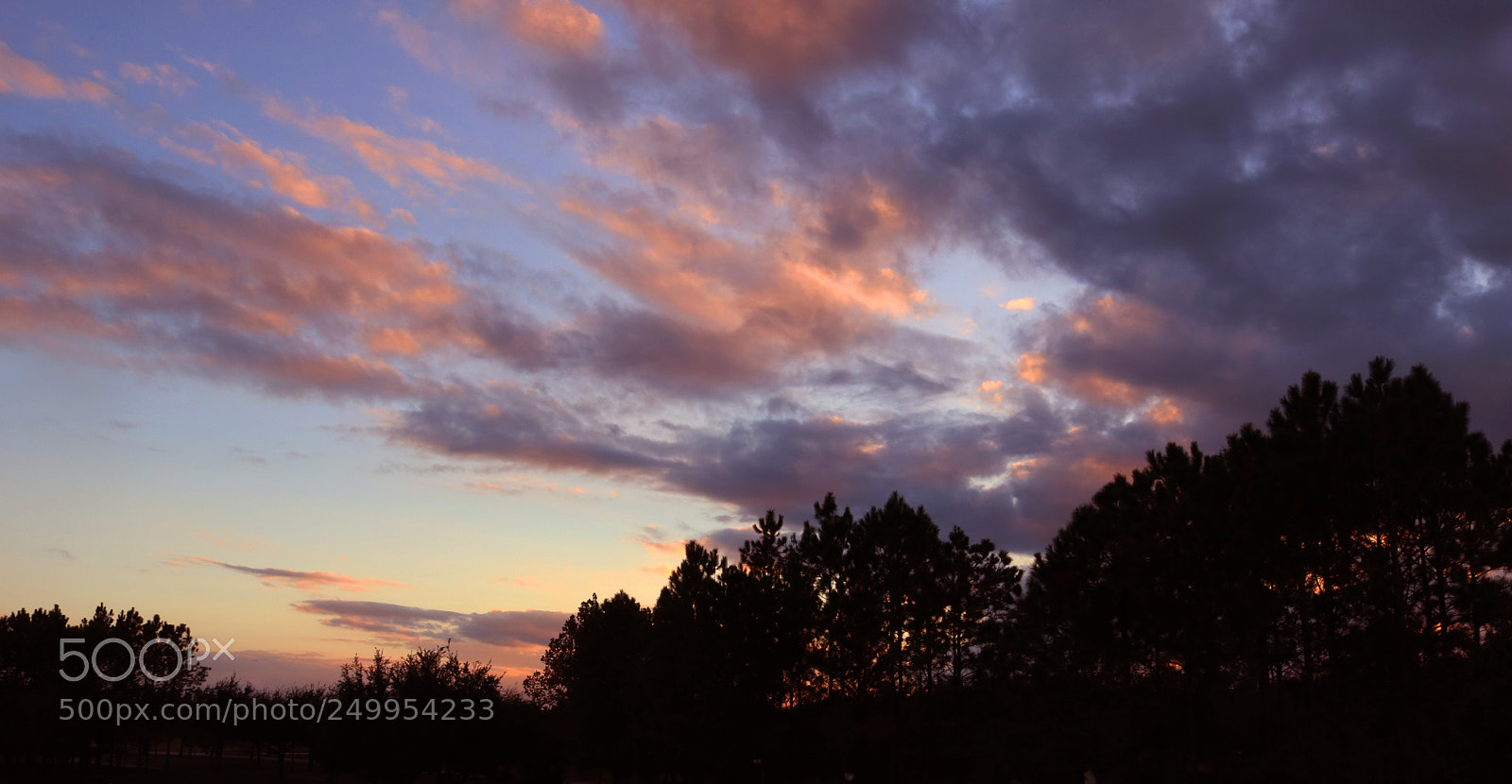 Canon EOS 750D (EOS Rebel T6i / EOS Kiss X8i) sample photo. Many cloud photography