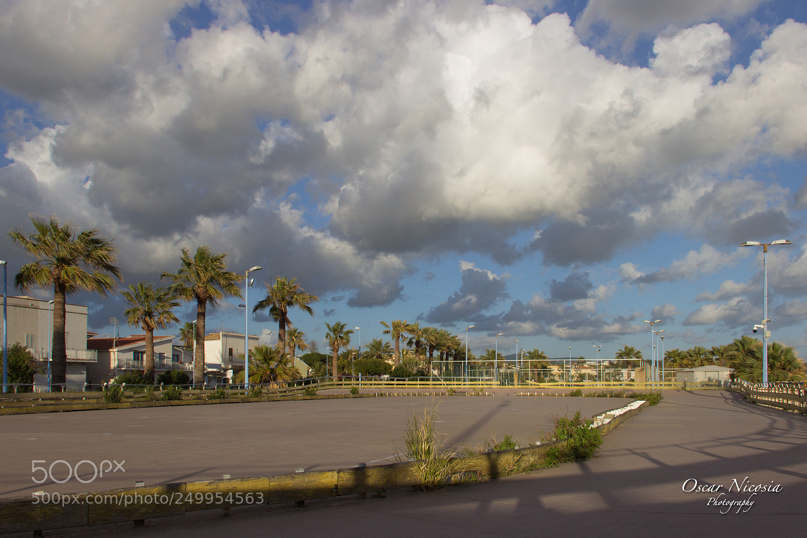 Canon EOS 600D (Rebel EOS T3i / EOS Kiss X5) sample photo. San leone  photography