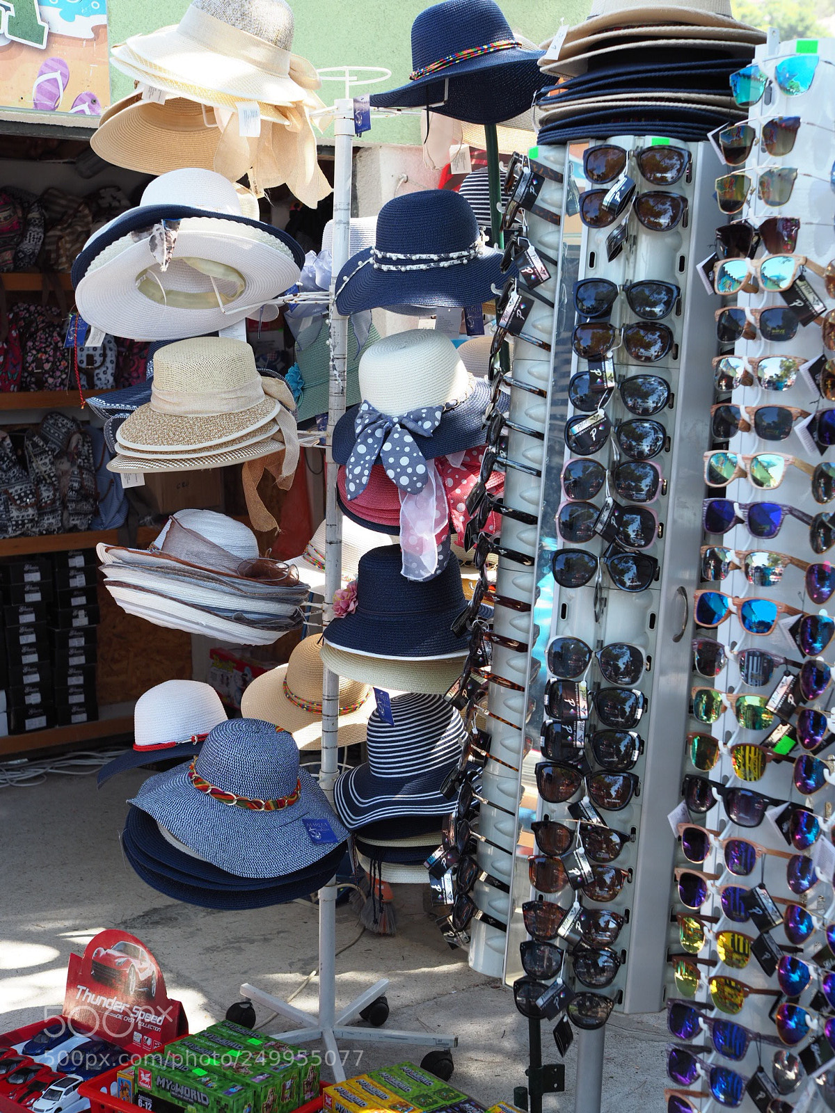 Olympus OM-D E-M1 Mark II sample photo. Sunprotection! photography