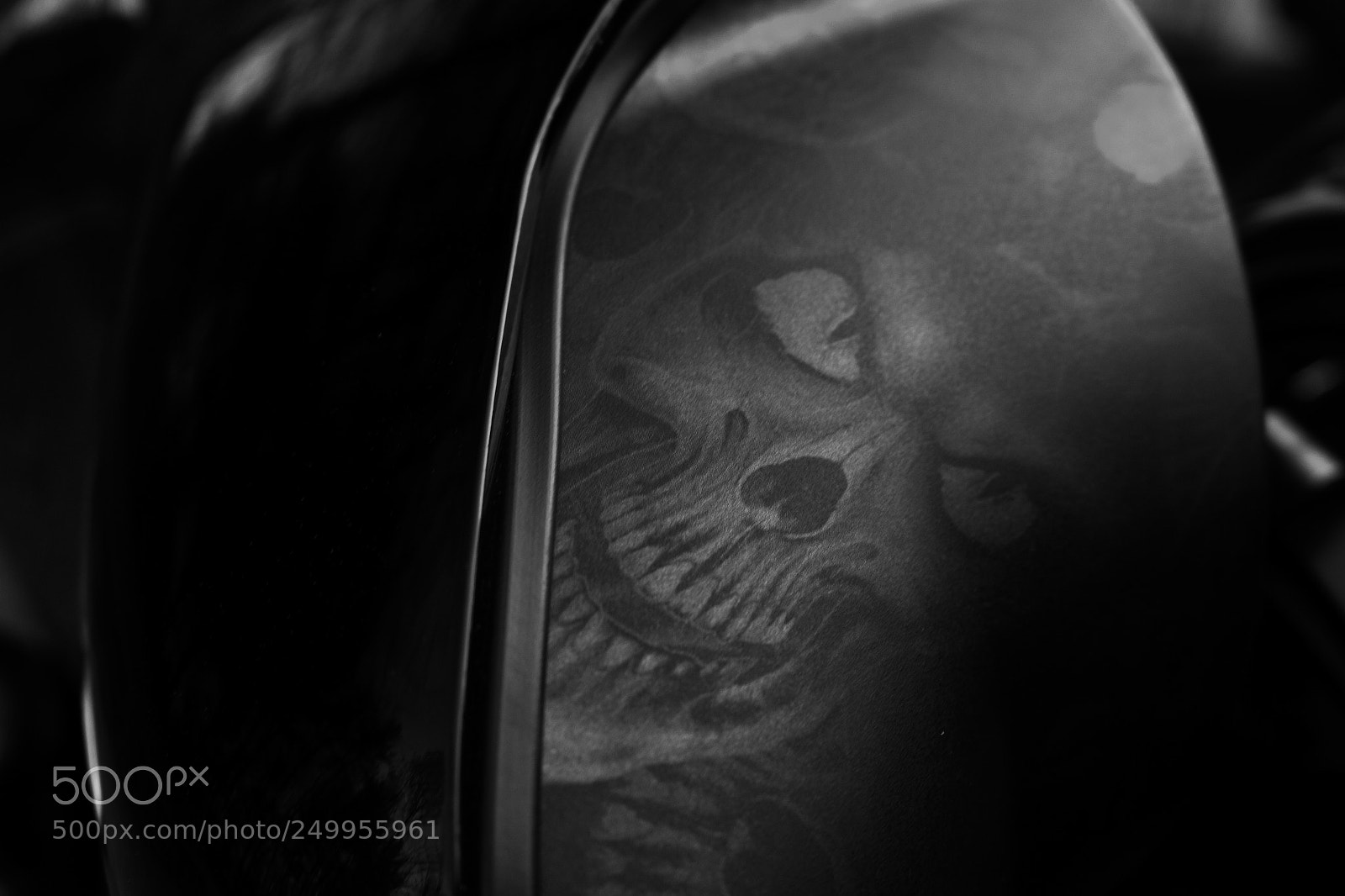 Canon EOS 100D (EOS Rebel SL1 / EOS Kiss X7) sample photo. Custom skull photography