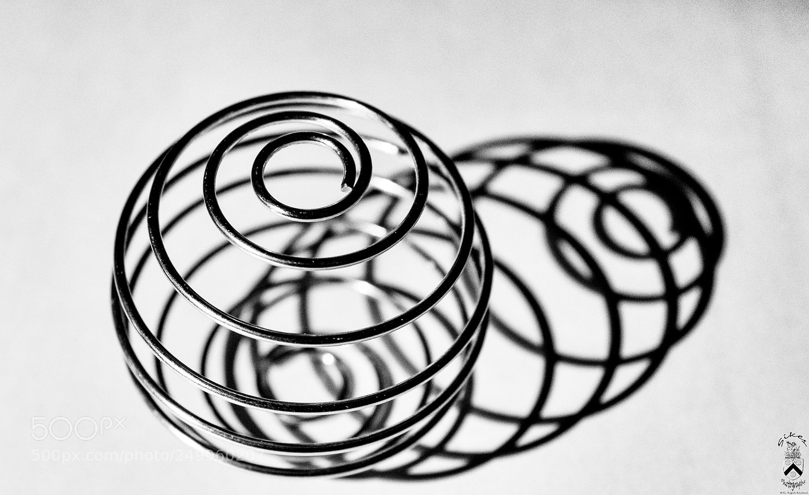 Canon EOS 800D (EOS Rebel T7i / EOS Kiss X9i) sample photo. Spiralrings photography