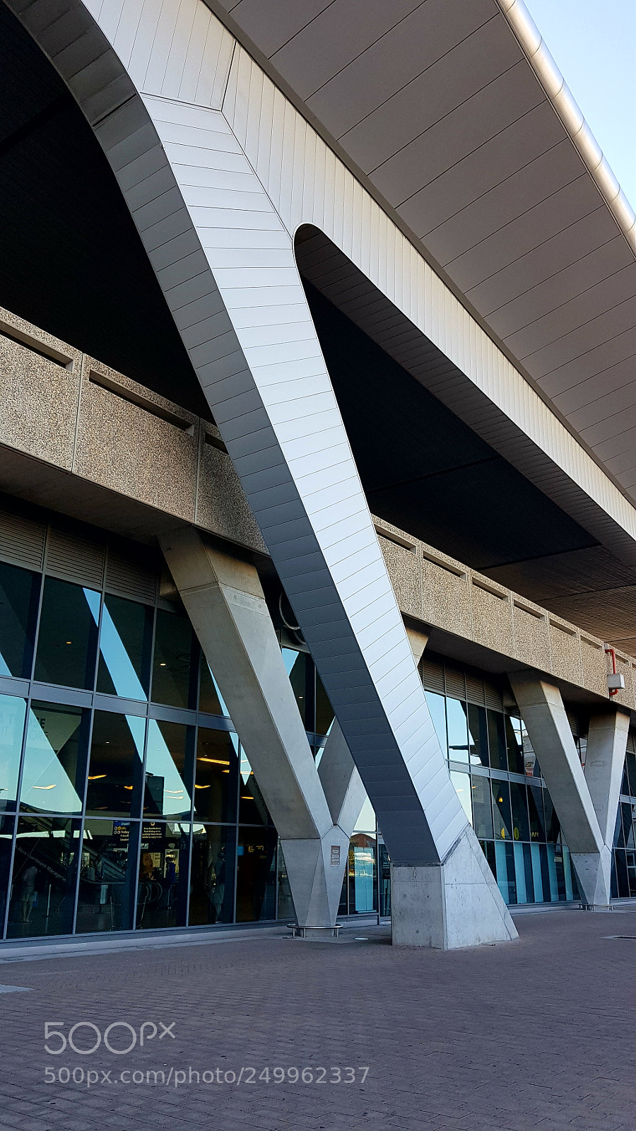 Samsung Galaxy S8+ sample photo. Cape town international airport photography