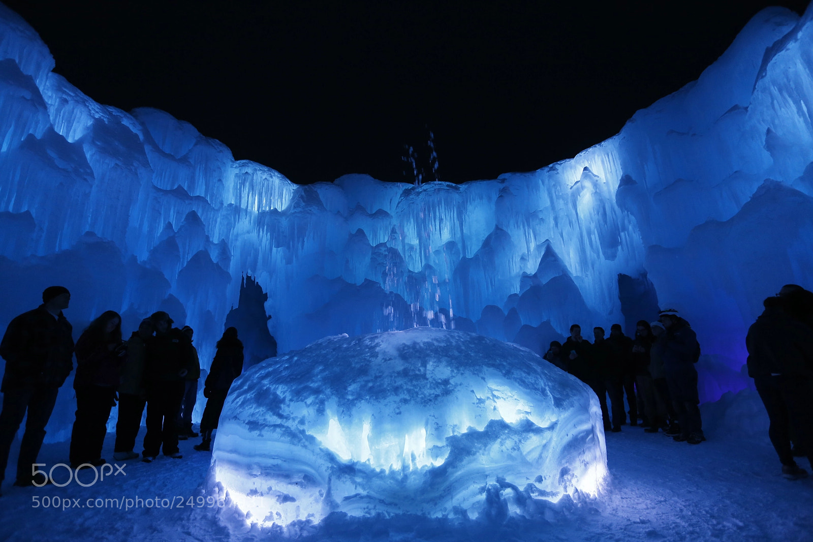 Canon EOS 6D + Canon EF 17-40mm F4L USM sample photo. Ice fountain photography