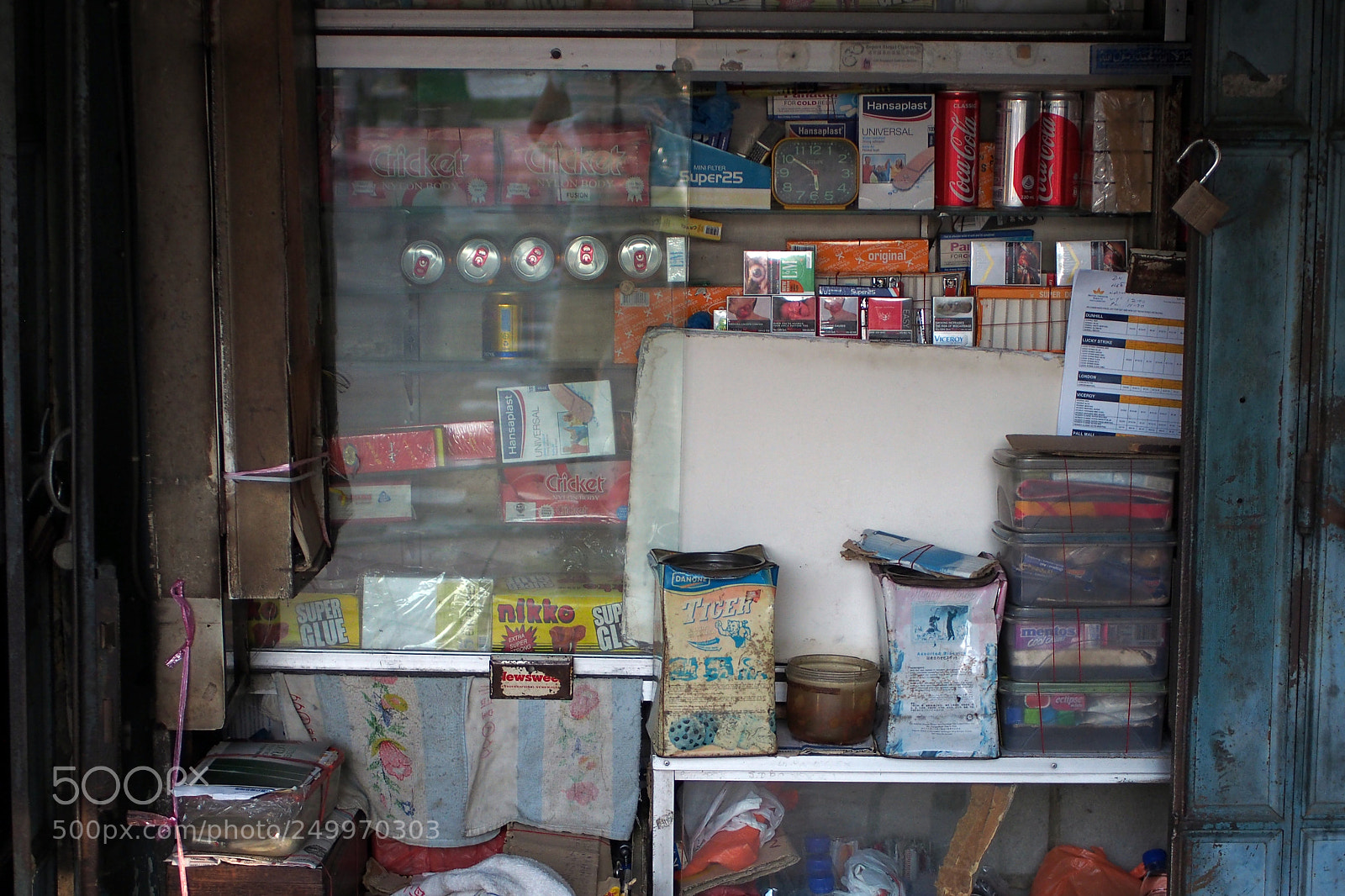Olympus PEN E-PL6 sample photo. Shopfront photography