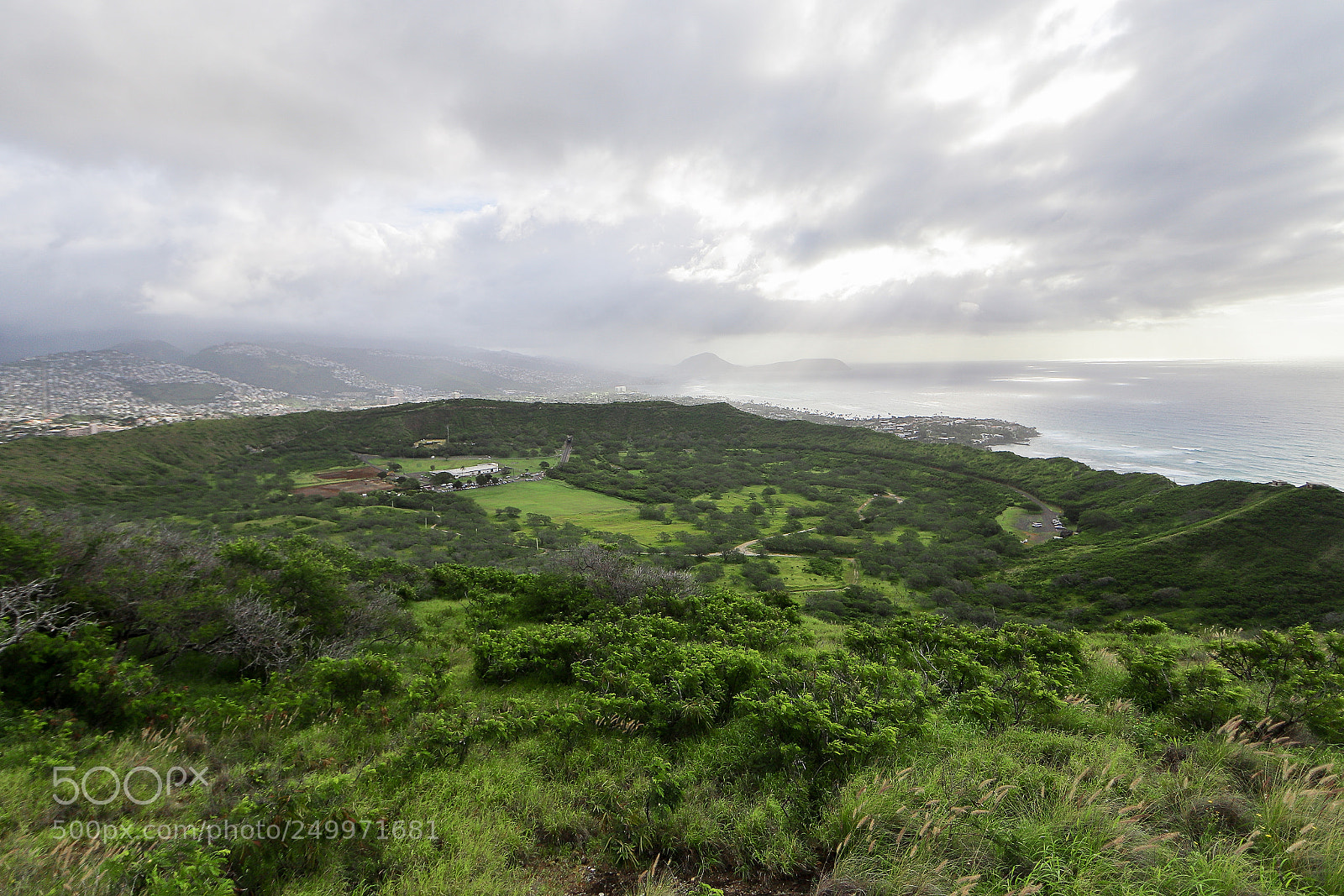 Canon EOS 6D Mark II sample photo. Diamond head crater photography