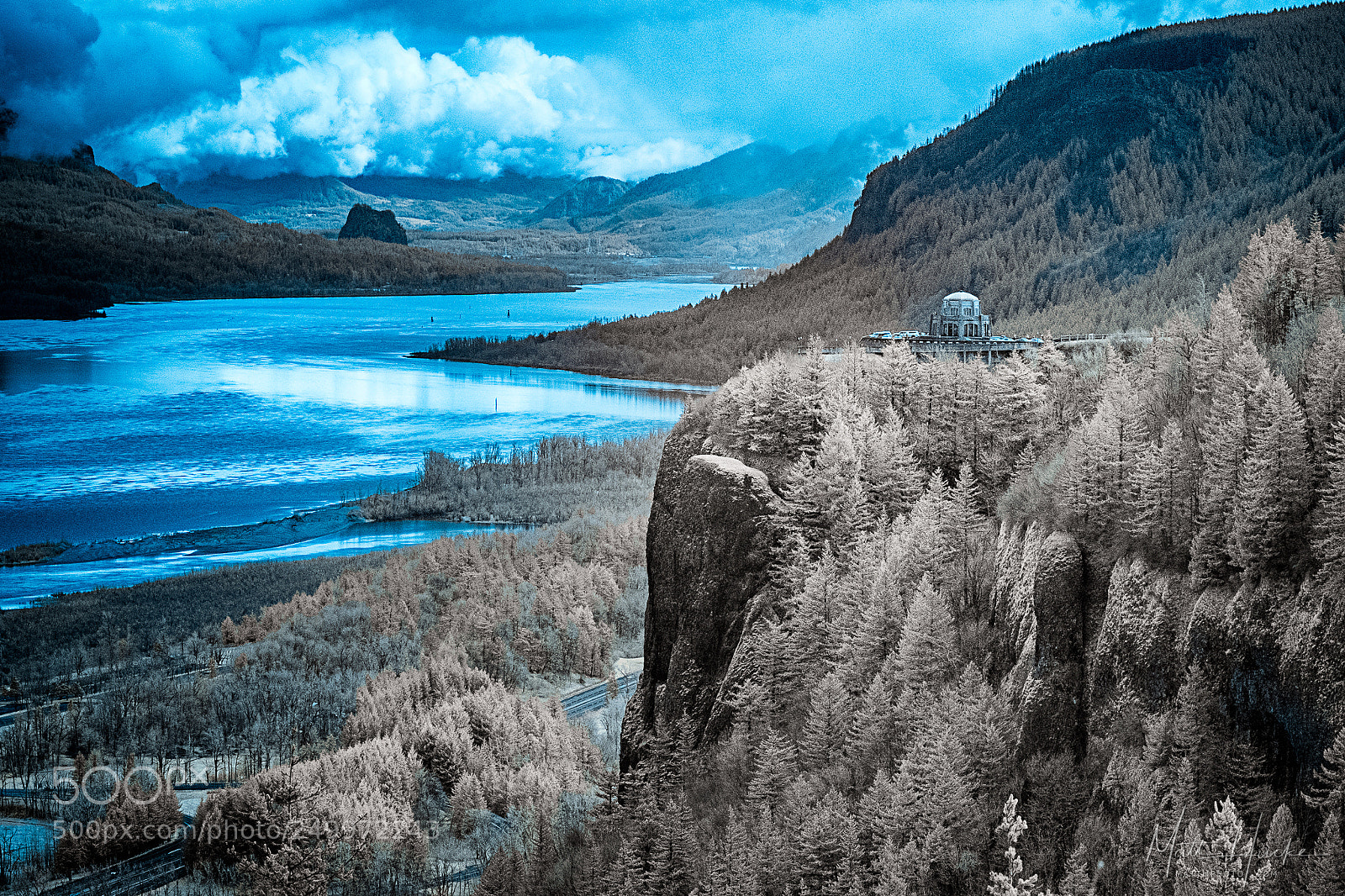 Fujifilm X-M1 sample photo. Vista house and beacon photography