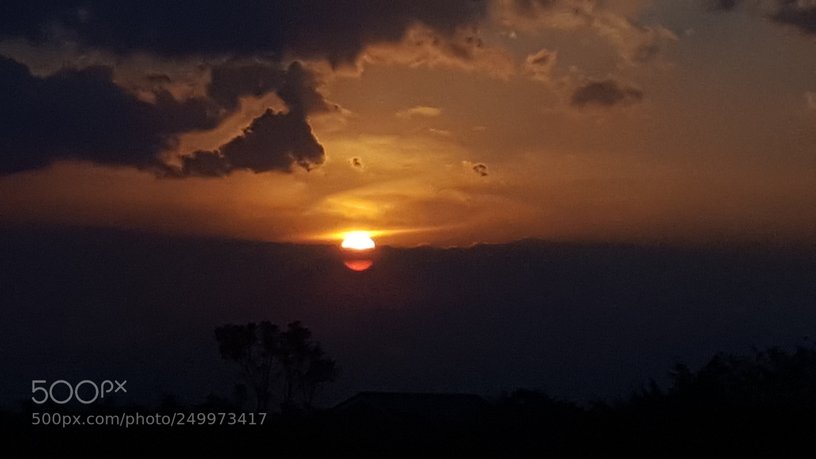 Samsung Galaxy S6 sample photo. Sun in the clouds photography