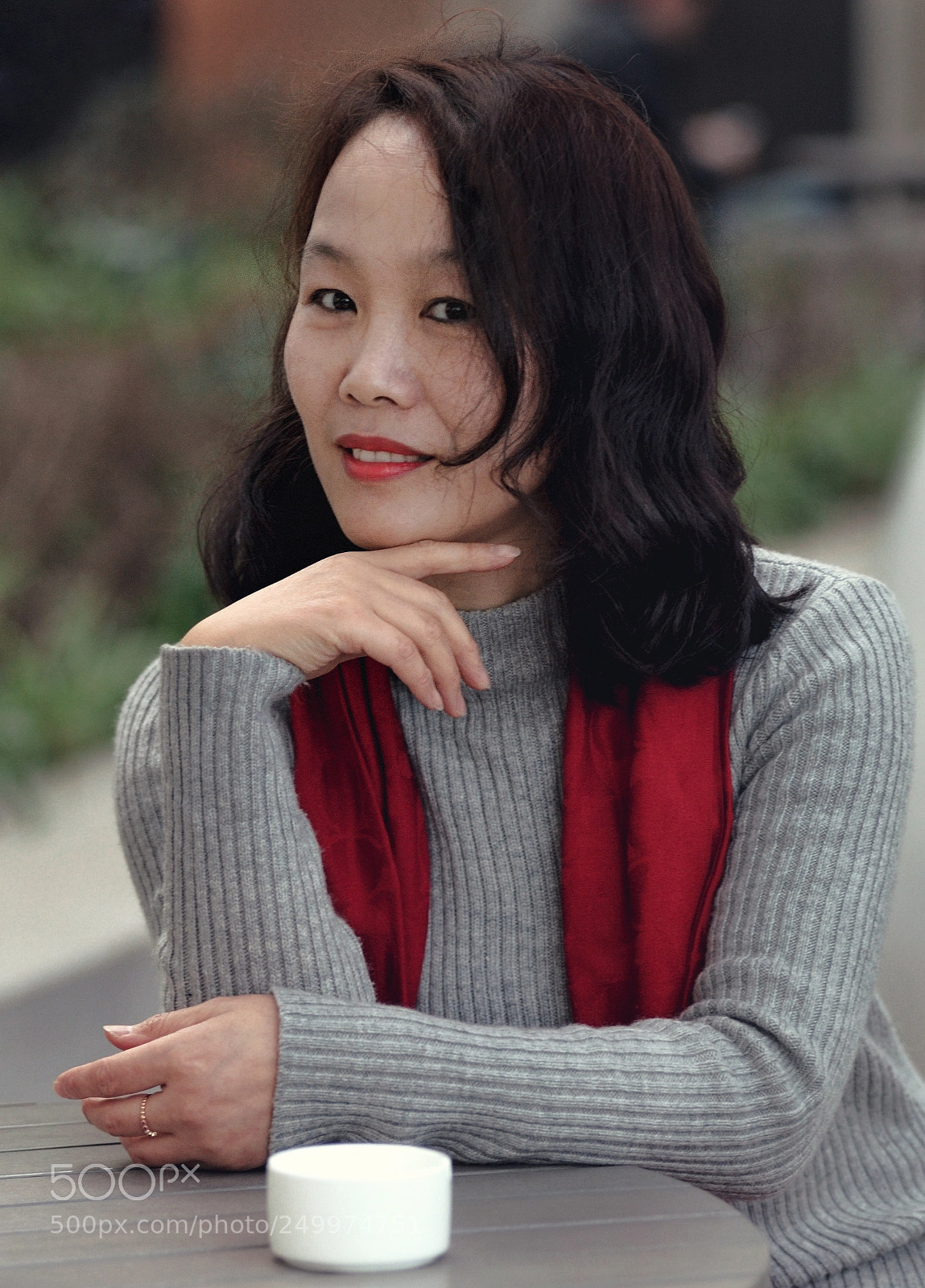 Nikon D700 sample photo. 给吸引力拍了一张 photography
