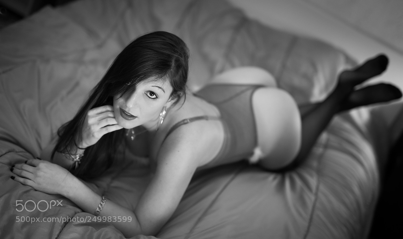 Nikon D810 sample photo. Elodie : glamourous body photography