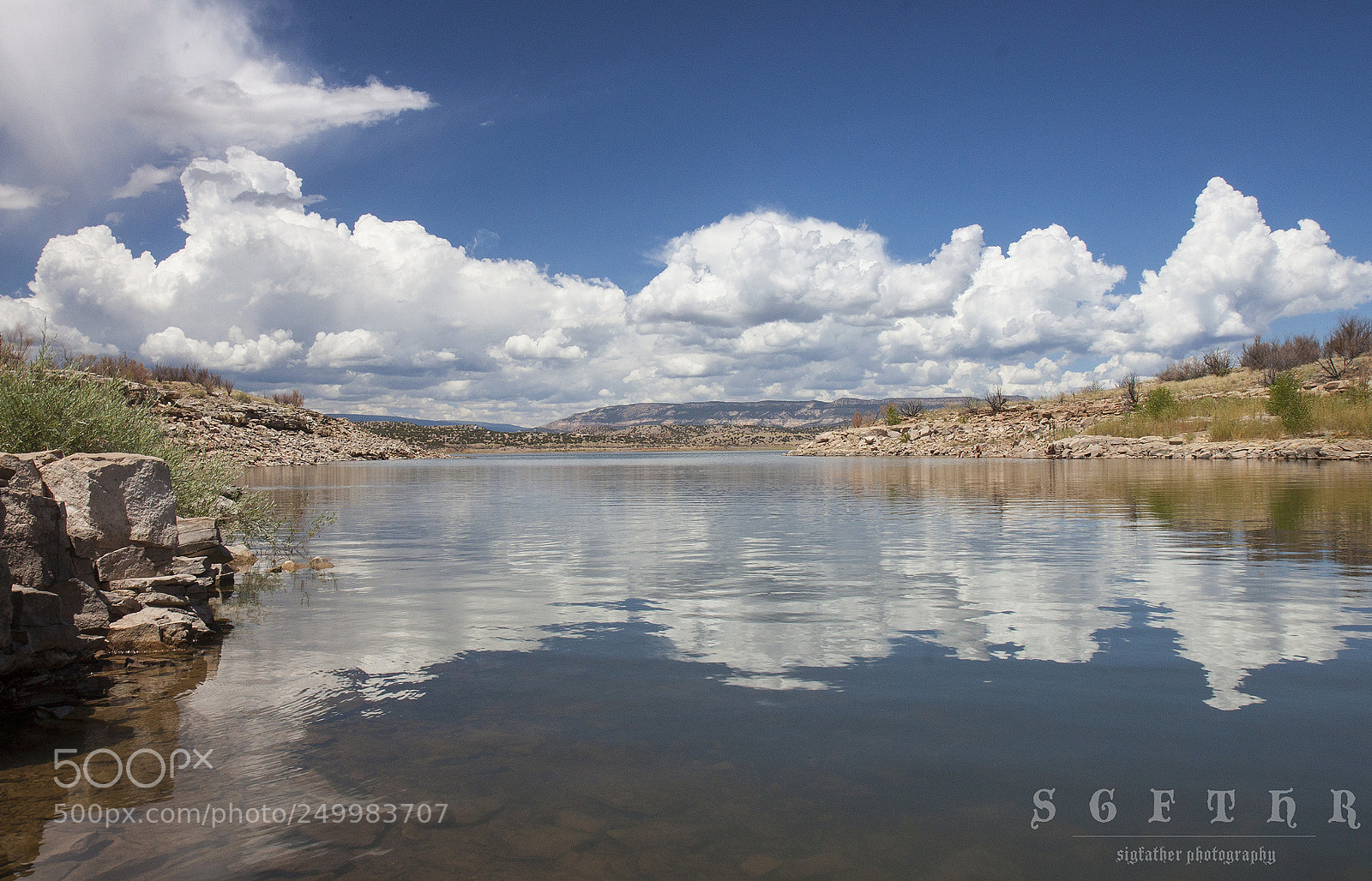 Canon EOS 500D (EOS Rebel T1i / EOS Kiss X3) sample photo. Tranquil lake photography