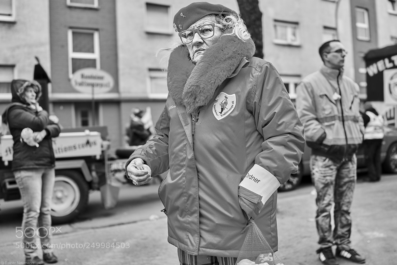 Sony Cyber-shot DSC-RX1R II sample photo. Frau 466 b&w photography