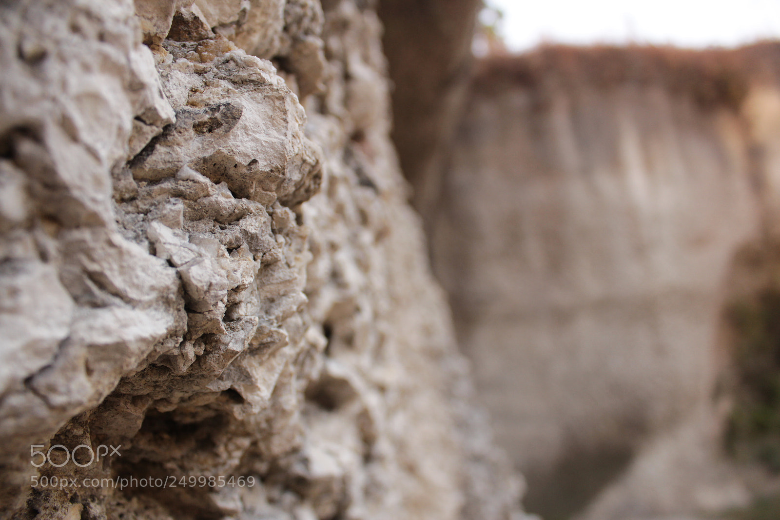 Canon EOS 600D (Rebel EOS T3i / EOS Kiss X5) sample photo. Stone from "goa sentana" photography
