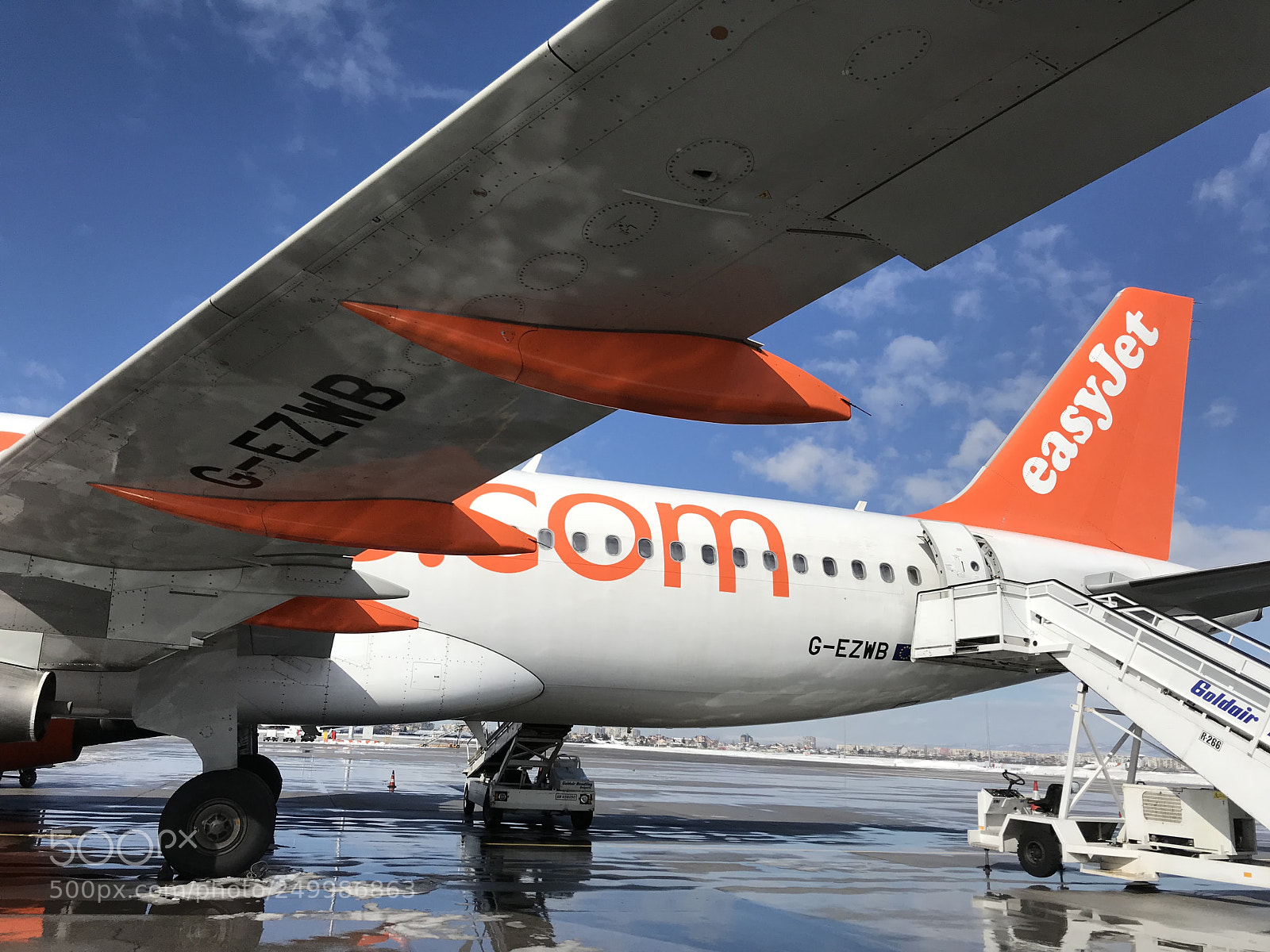 Apple iPhone 7 sample photo. Aircraft on runway photography
