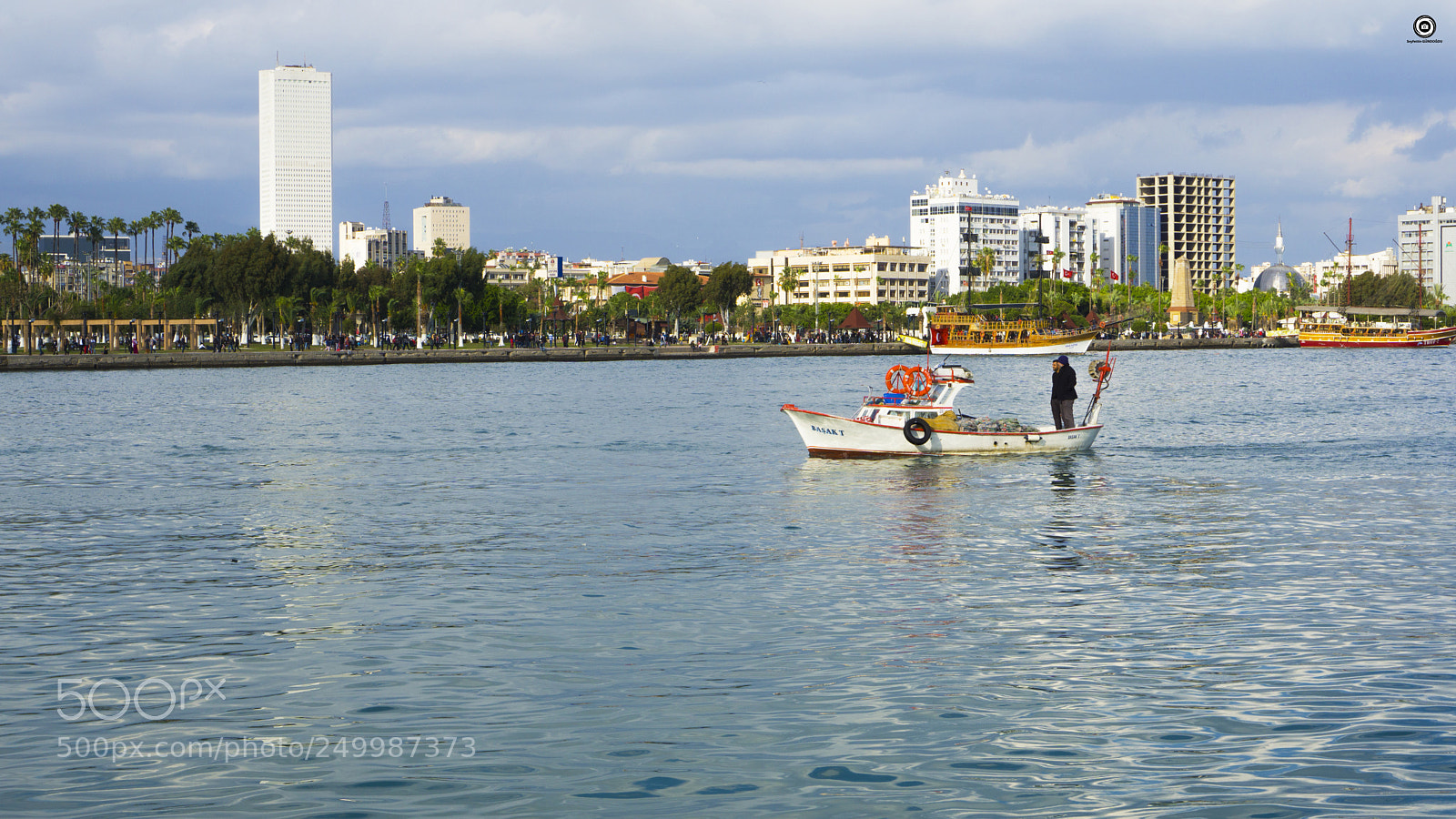 Sony a6000 sample photo. Mersin - city photography